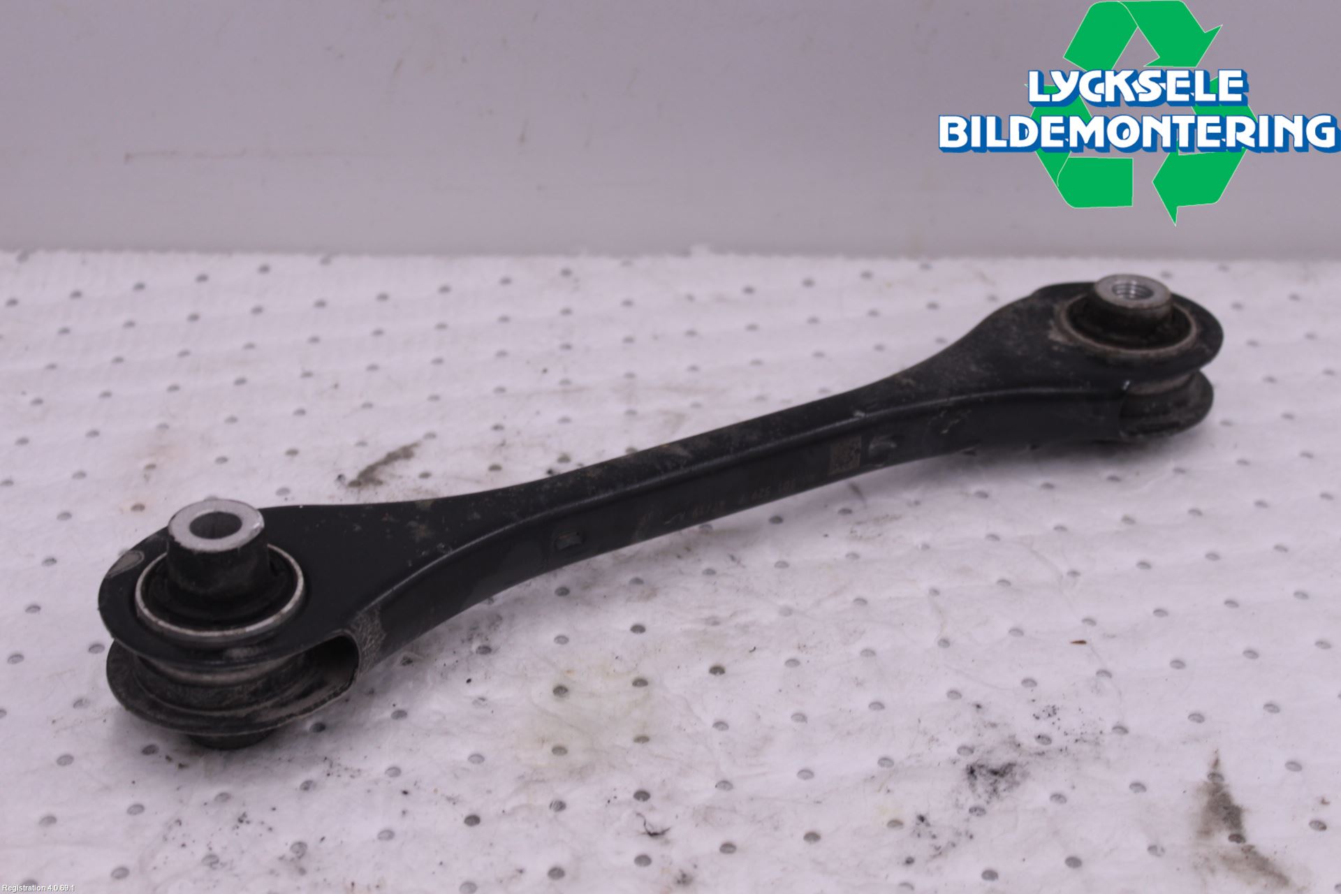 Volkswagen VW GOLF / E-GOLF VII 13-20 Bärarm Bak Höger