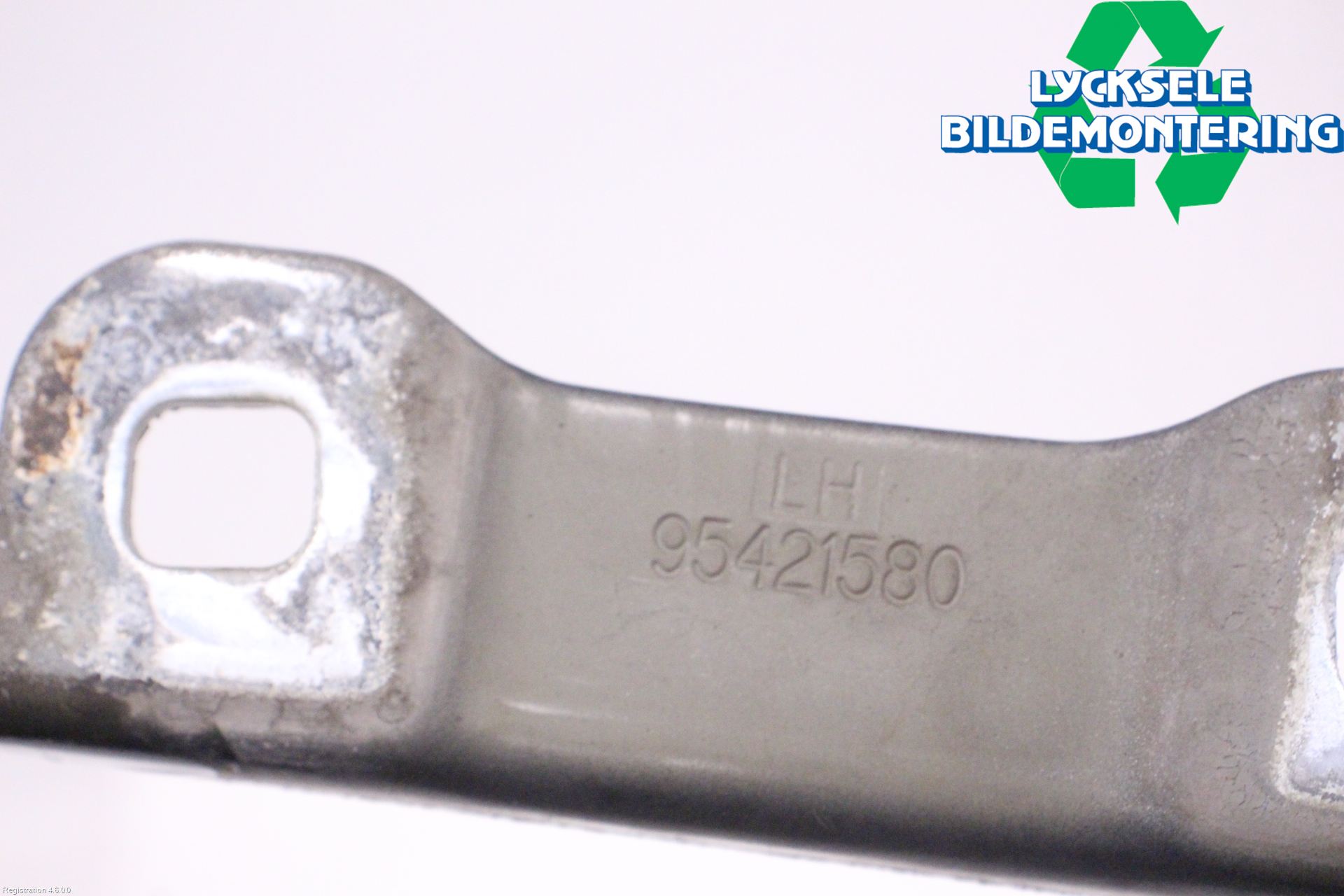 Opel MOKKA 13-20 Huvgångjärn