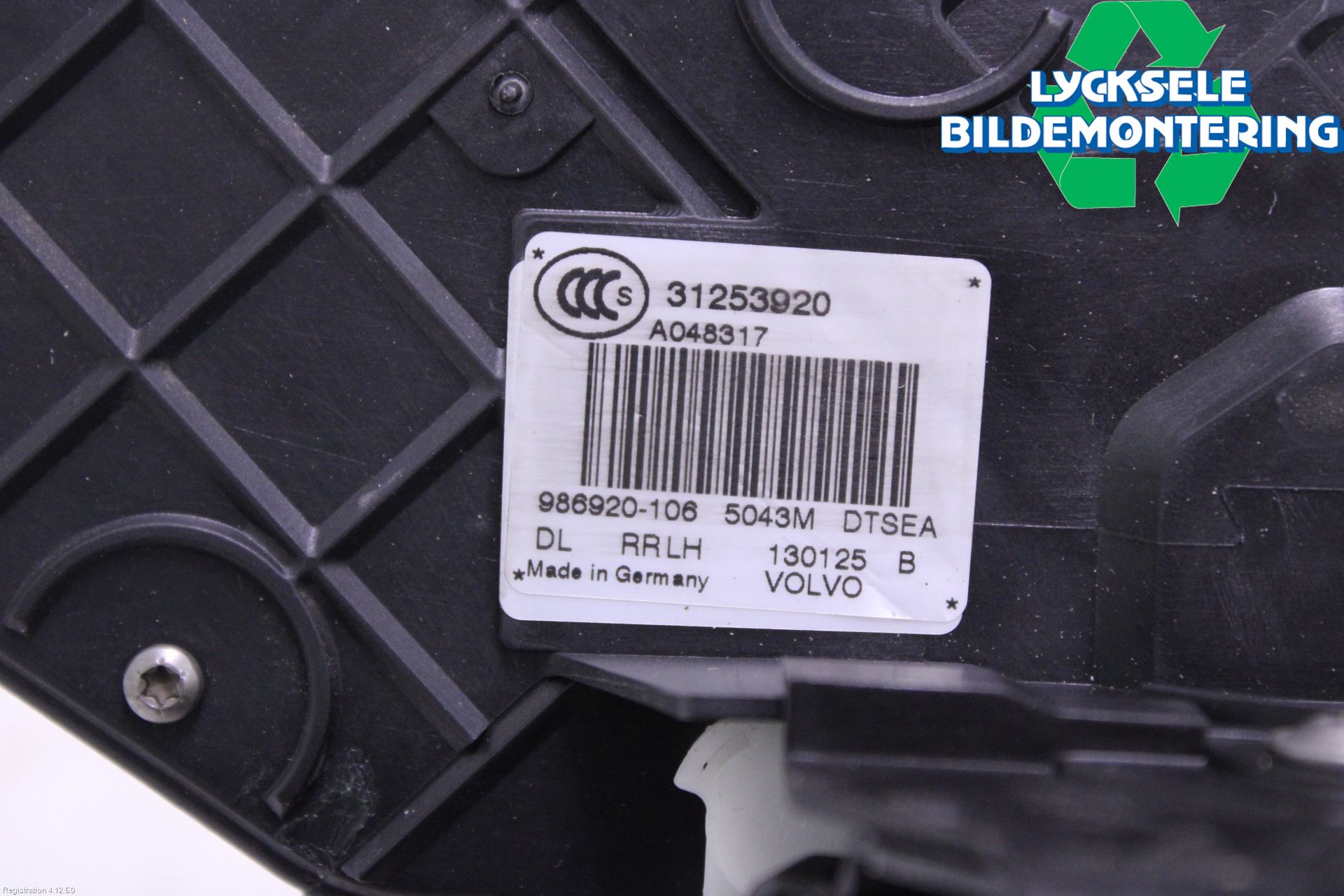 Volvo XC70 08-13 Låskista-Dörrlås