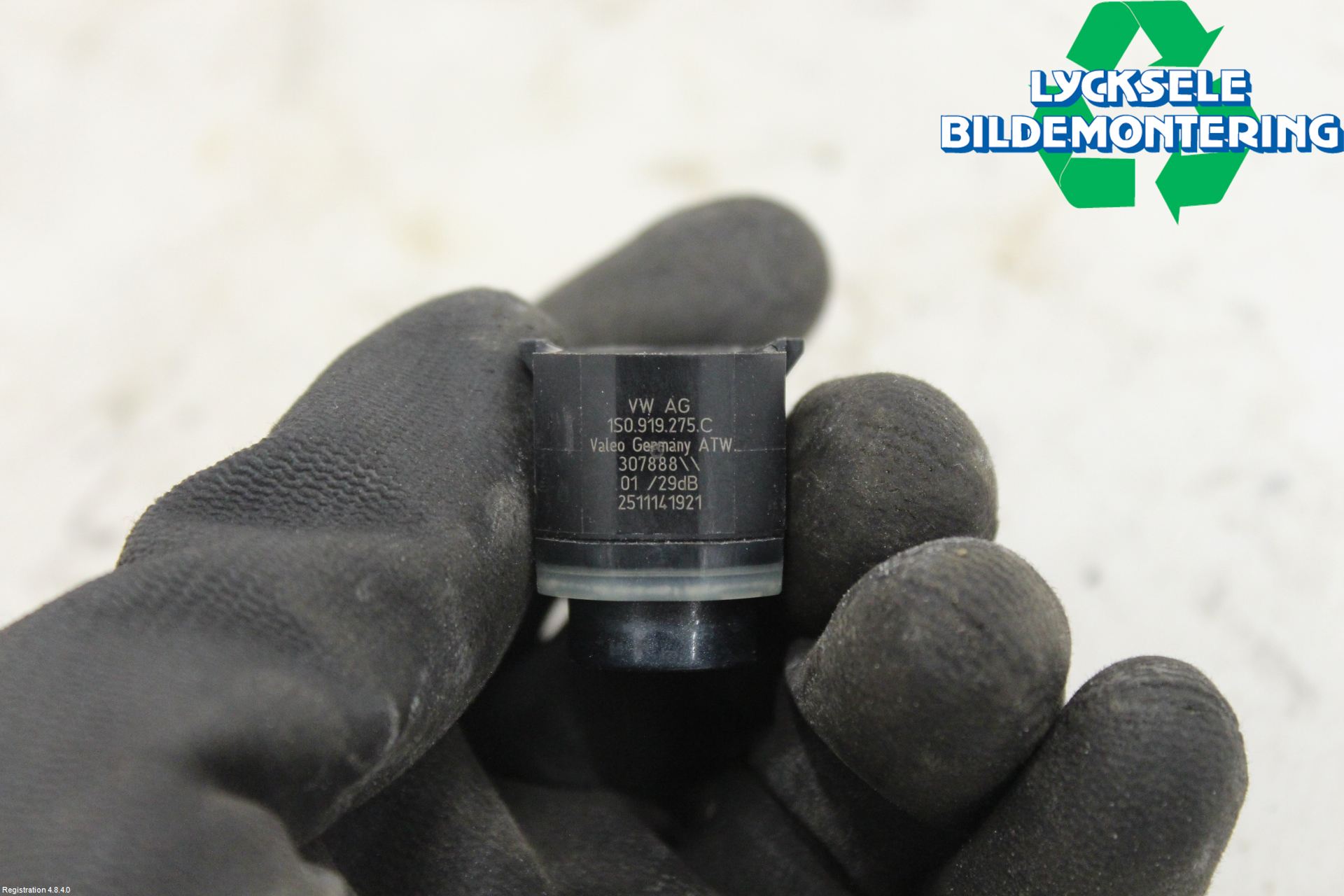 Skoda SUPERB 09-15 Parkeringshjälp Frontsensor