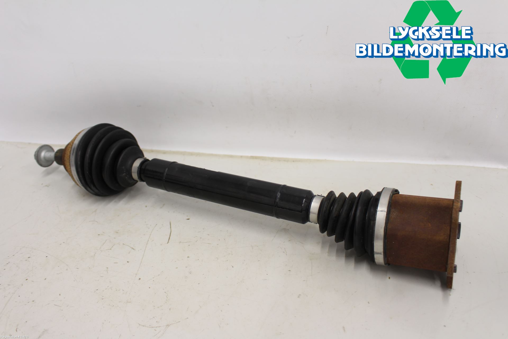 Skoda KODIAQ 17-24 Drivaxel Fram Höger