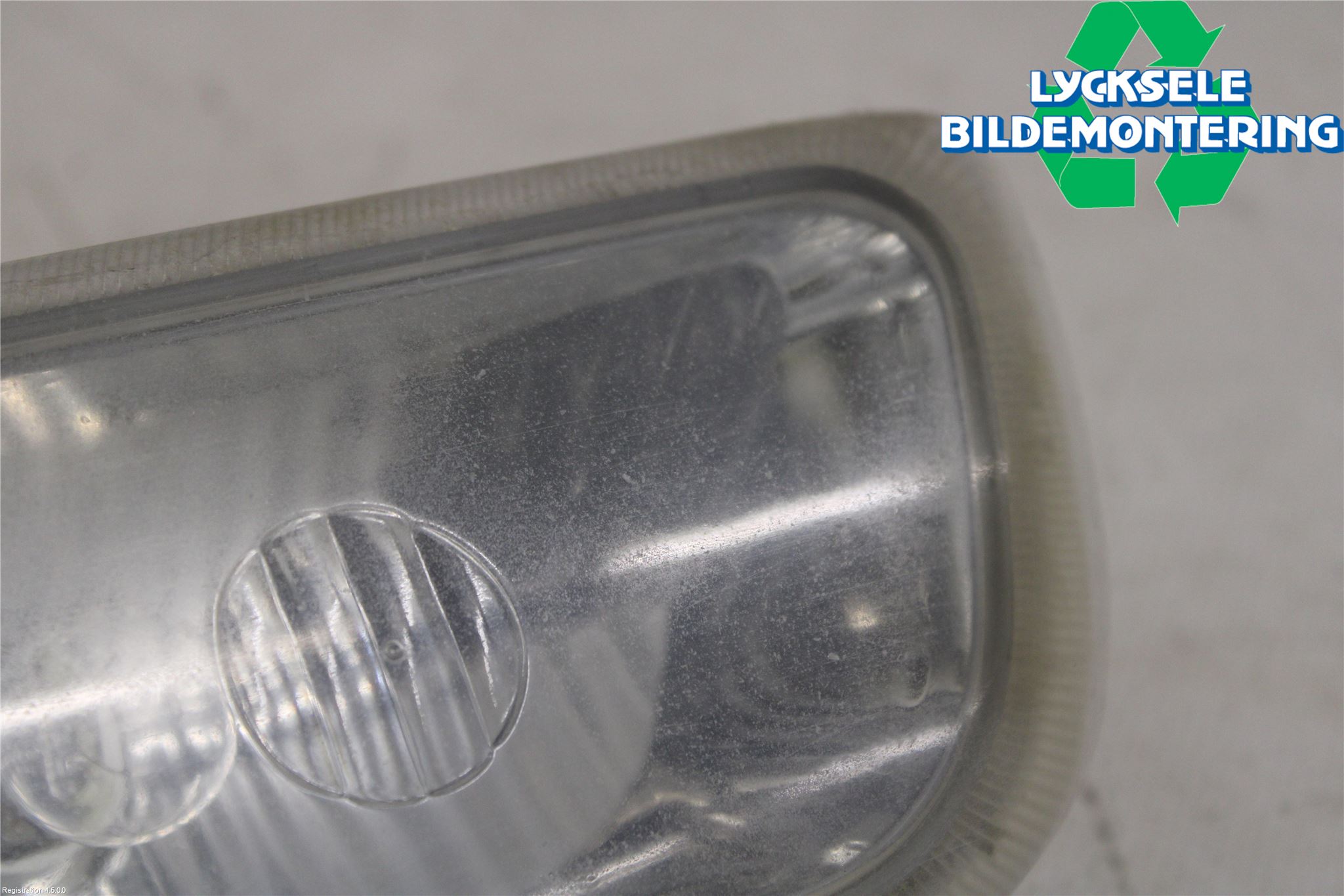 Chevrolet SUBURBAN Blinkers Fram Vänster