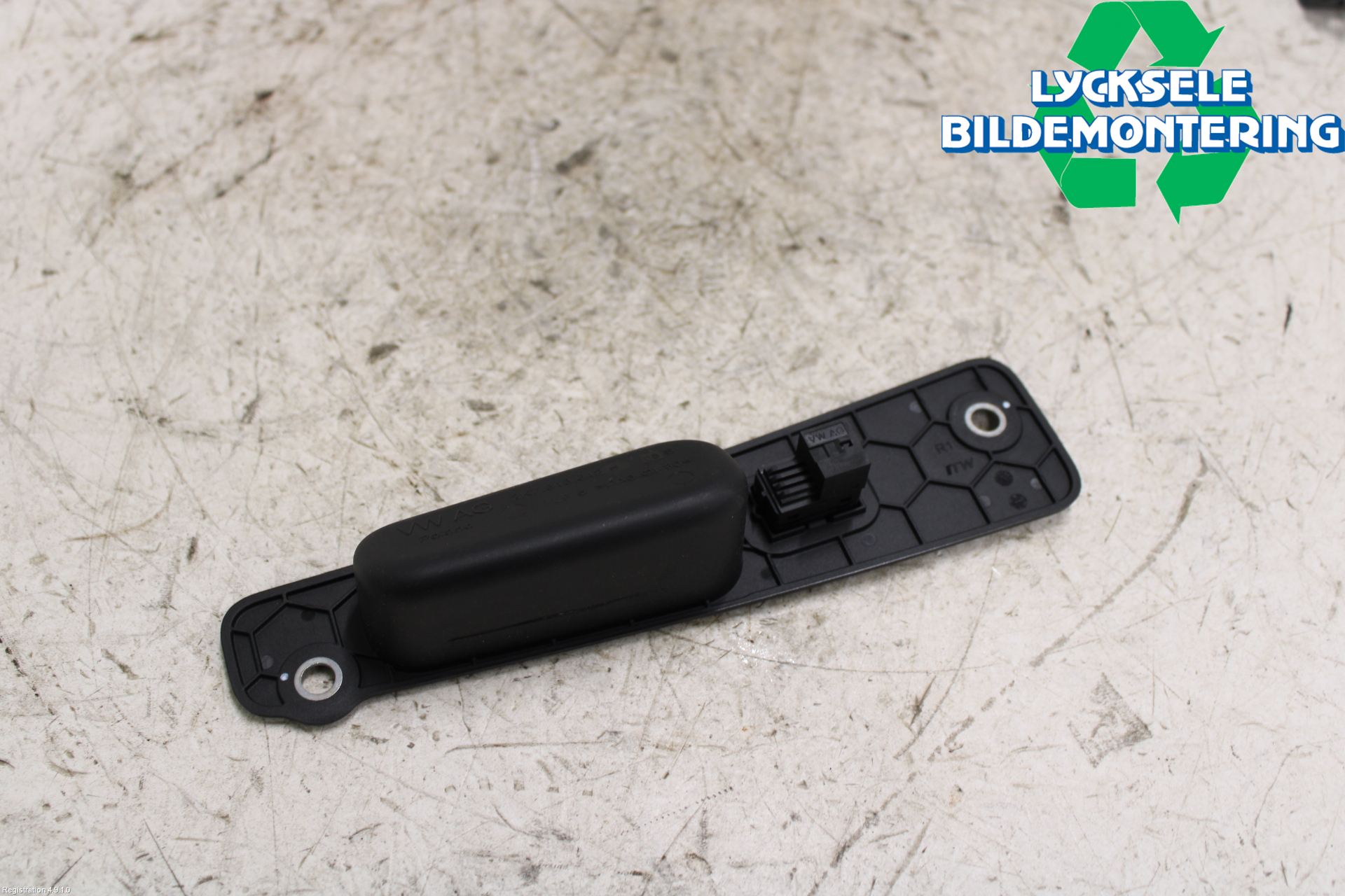 Volkswagen VW CADDY 11-15 Strömställare Dörröppnare