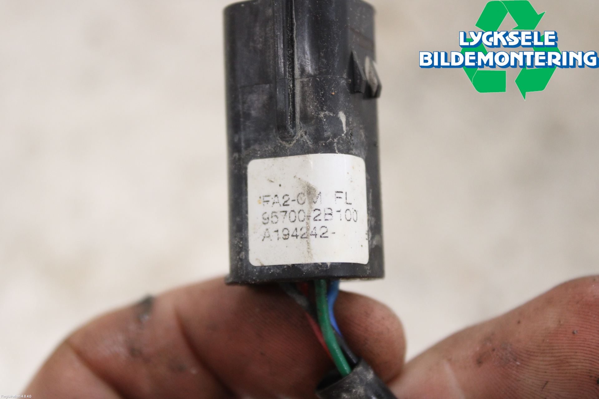 Hyundai SANTA FE  06-12 Parkeringshjälp Backsensor