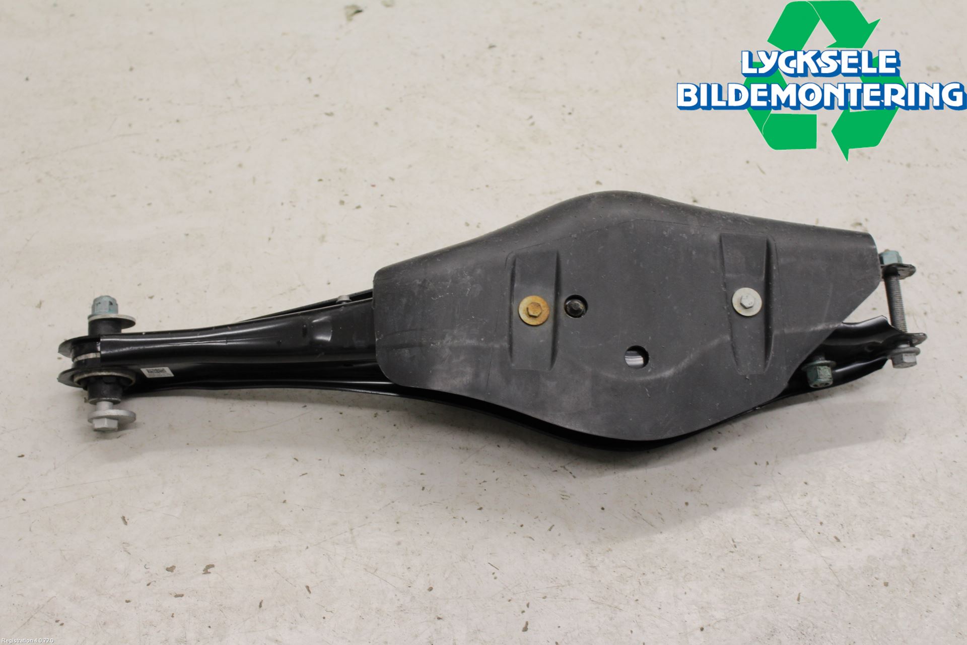 Seat TARRACO 19- Bärarm Bak Vänster