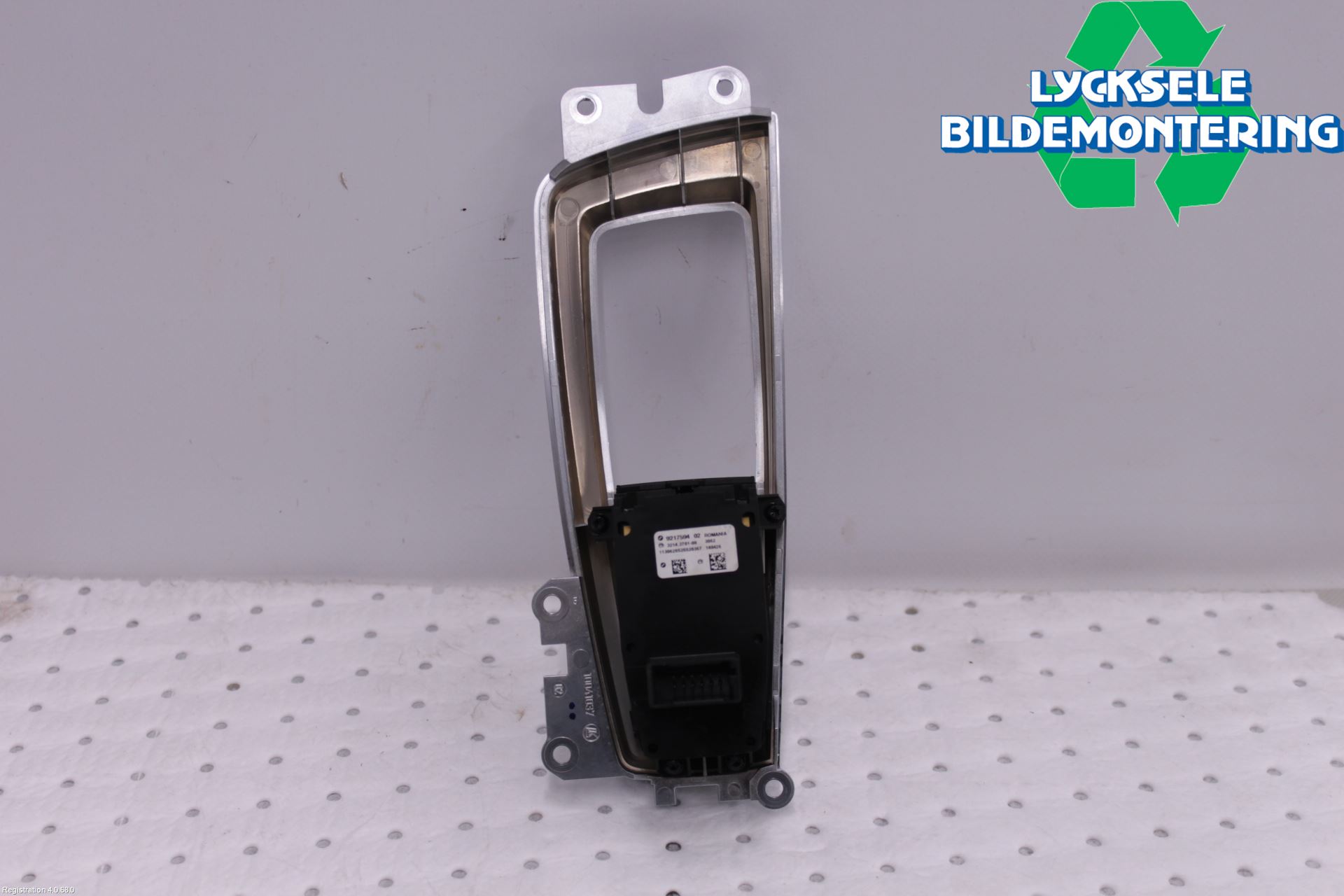 BMW 5 F10/F11/F18 09-17 Strömställare Parkeringsbroms