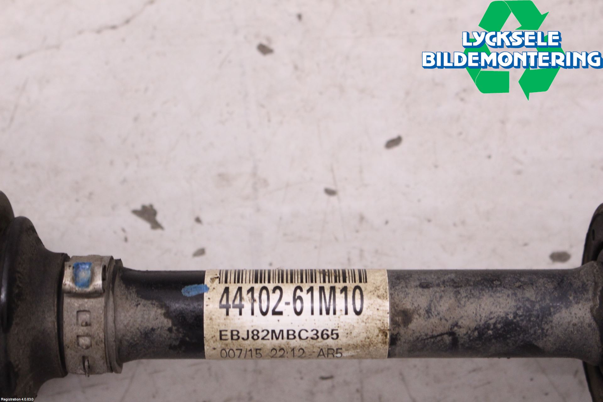 Suzuki SX4 S-CROSS 14-21 Drivaxel Fram Vänster
