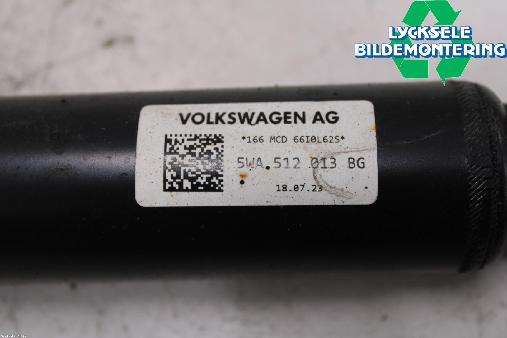 Volkswagen VW GOLF / E-GOLF VIII 20- Stötdämpare Bak
