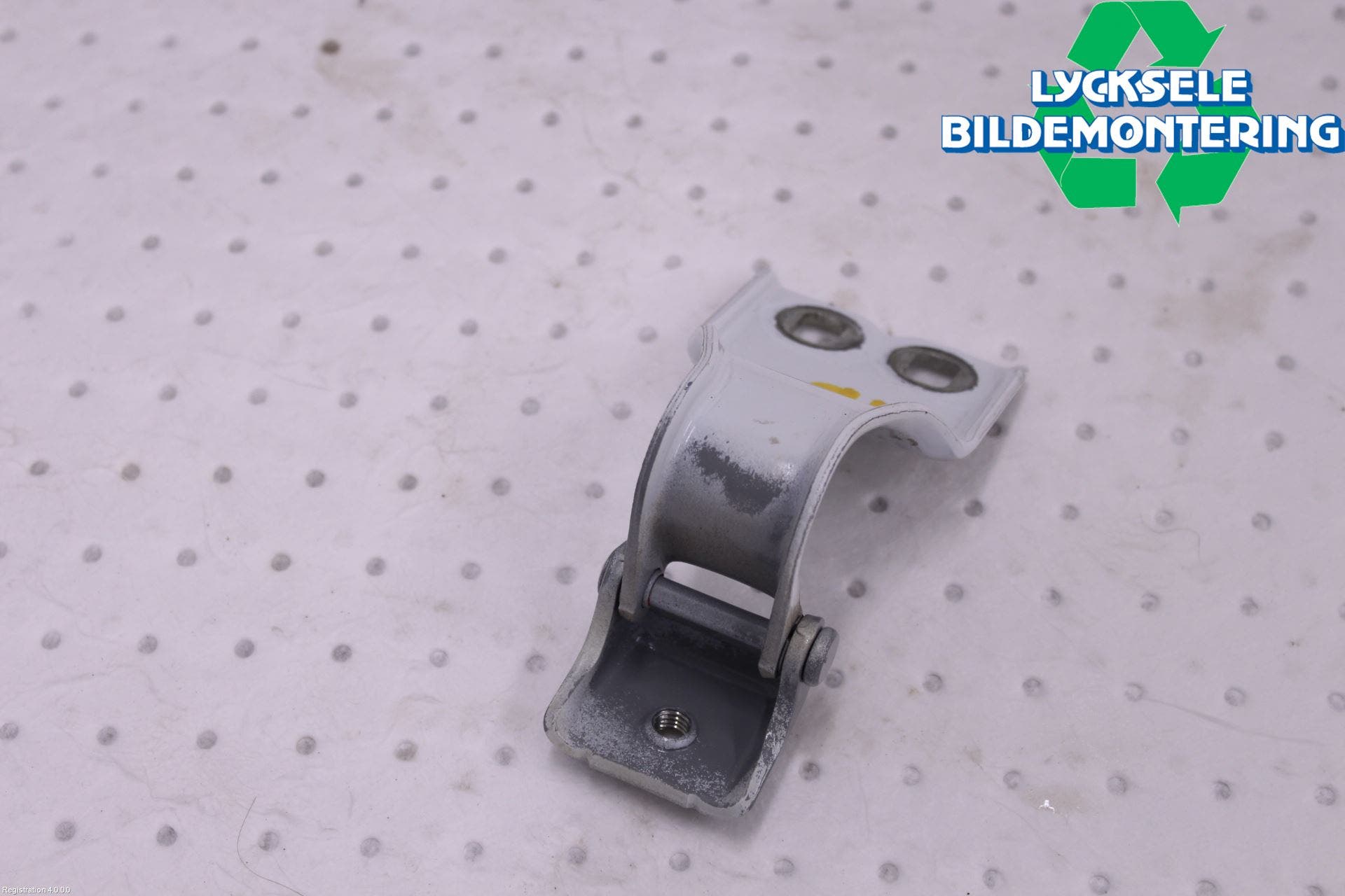 Ford KUGA 08-12 Bakluckegångjärn Hö