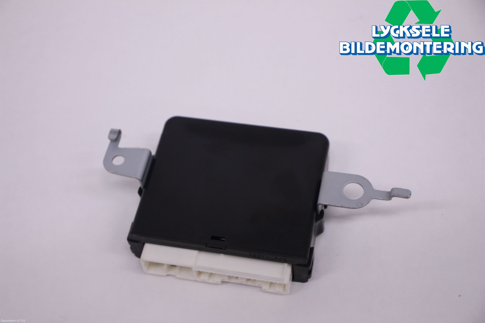 Toyota RAV4 19- Styrenhet Baklucka