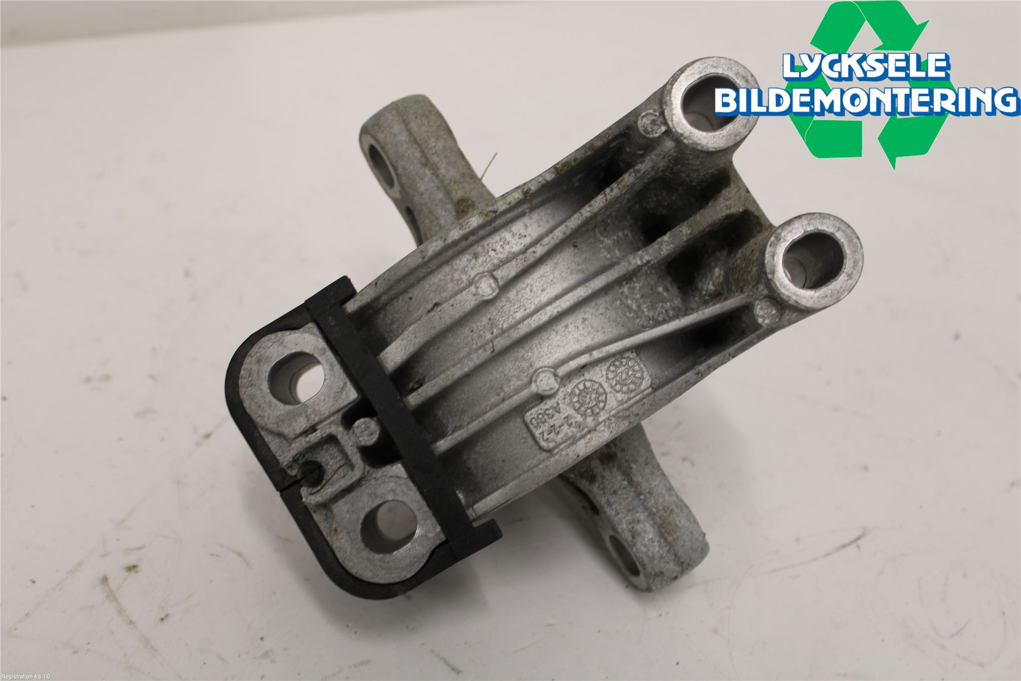 BMW 4/i4 G26 GRAN COUPÉ 21- Motorfäste