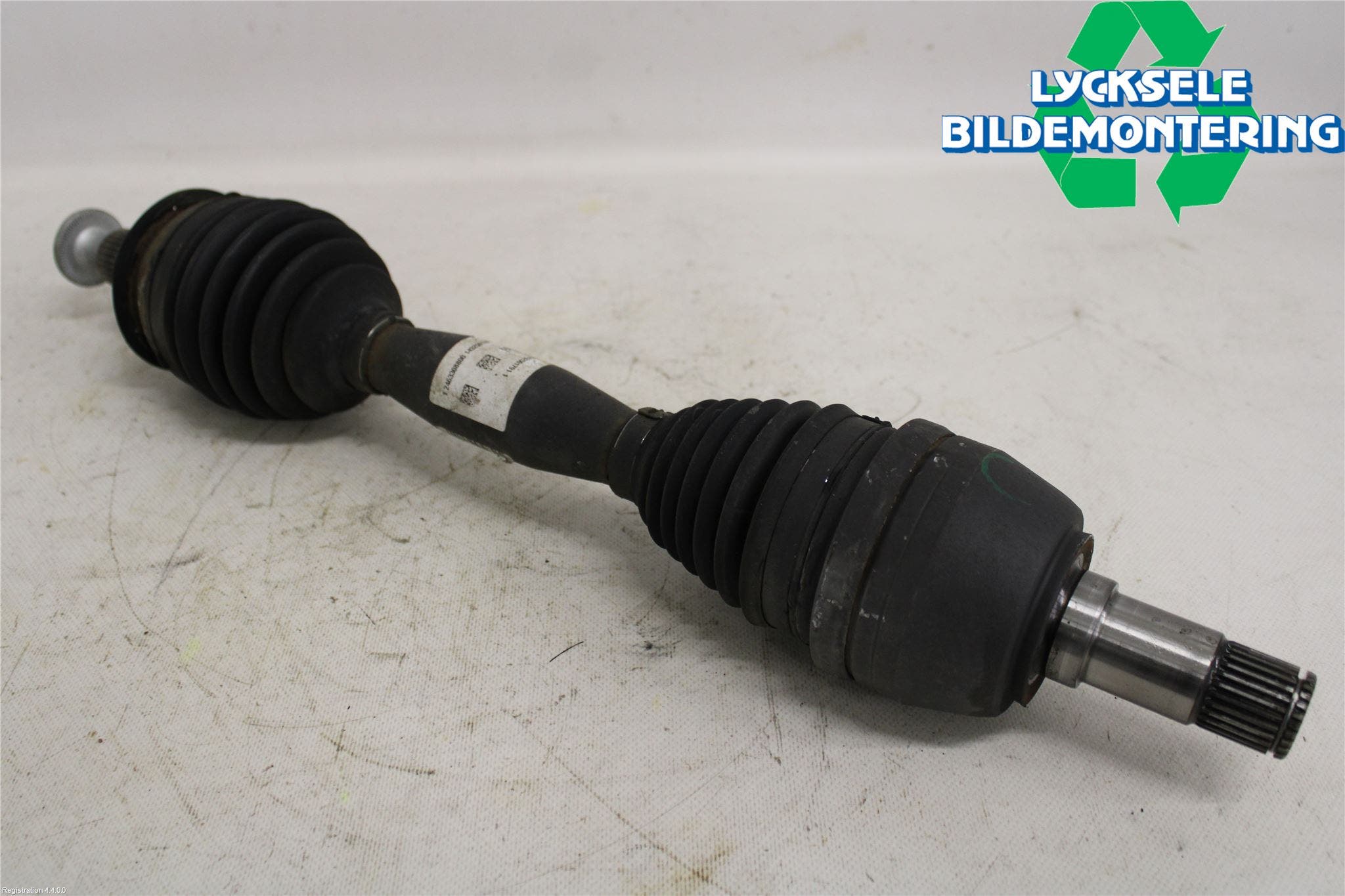 Mercedes-Benz MB A-KLASS (W176) 13-18 Drivaxel Fram Vänster