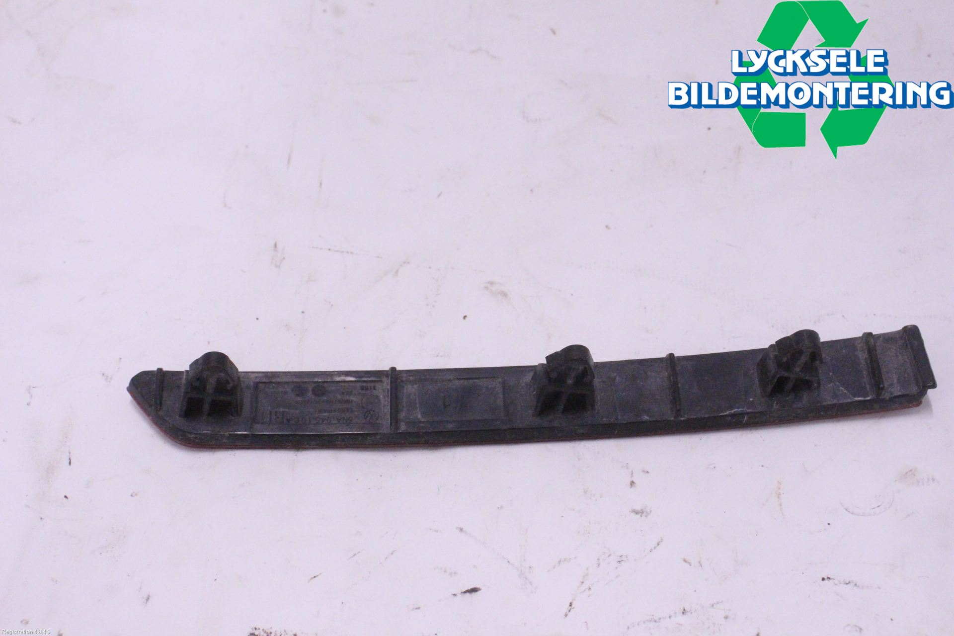 Volkswagen VW TIGUAN 16-24 Dimljus/Reflex Bak