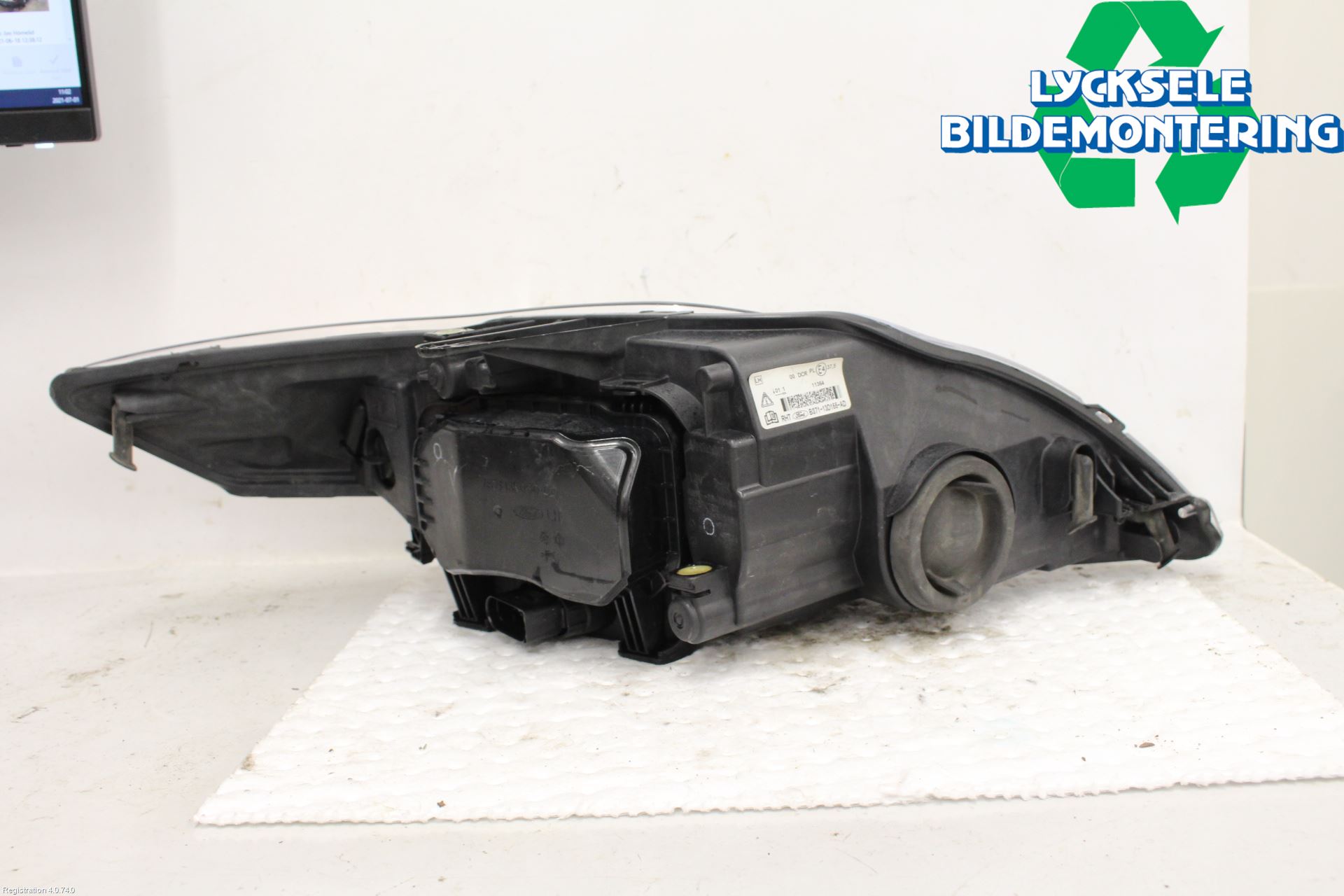 Ford MONDEO 07-15 Strålkastare Vänster