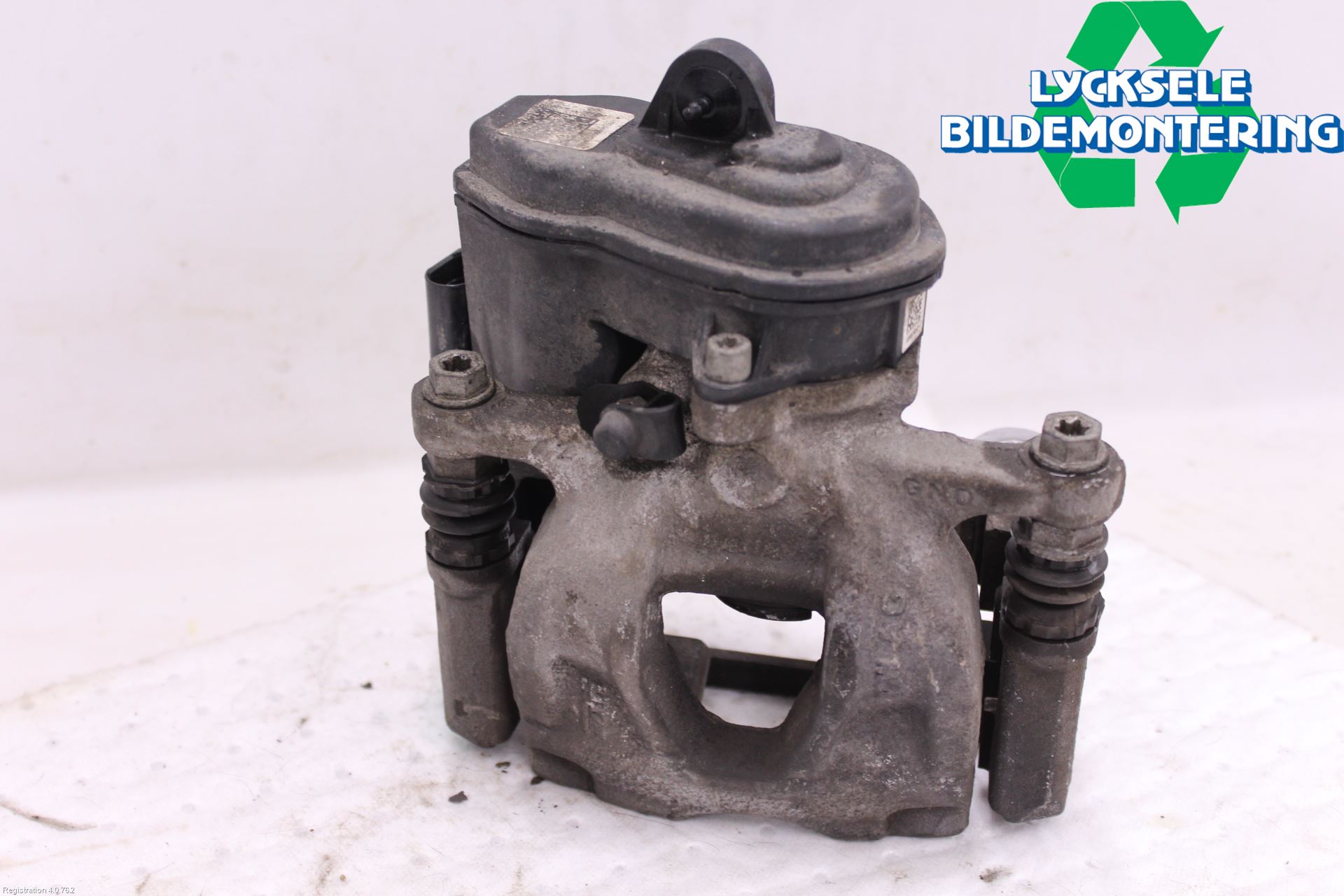 Audi A6 F2/C8 19- Bromsok Bak Höger