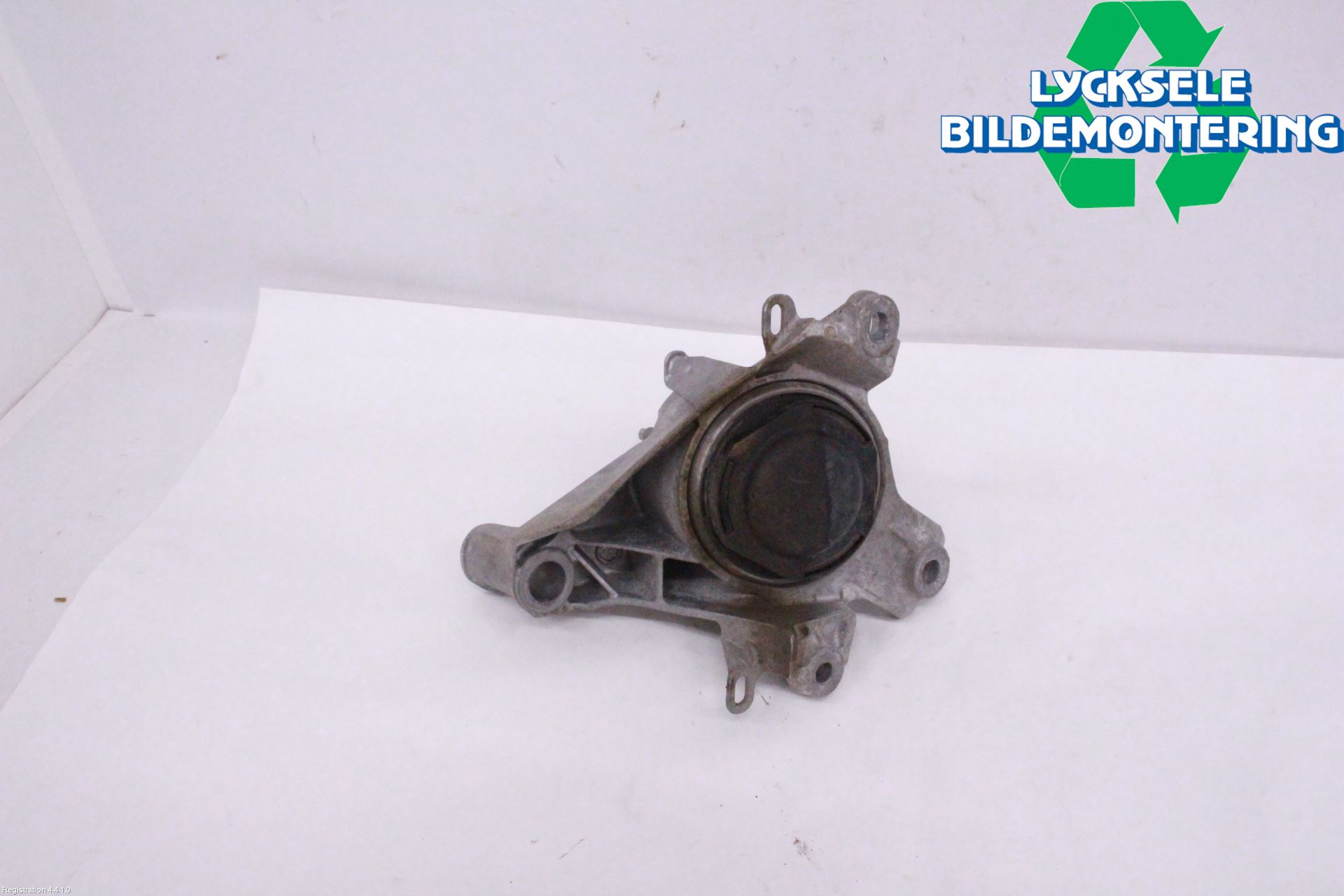 Mazda CX-60 22- Motorfäste