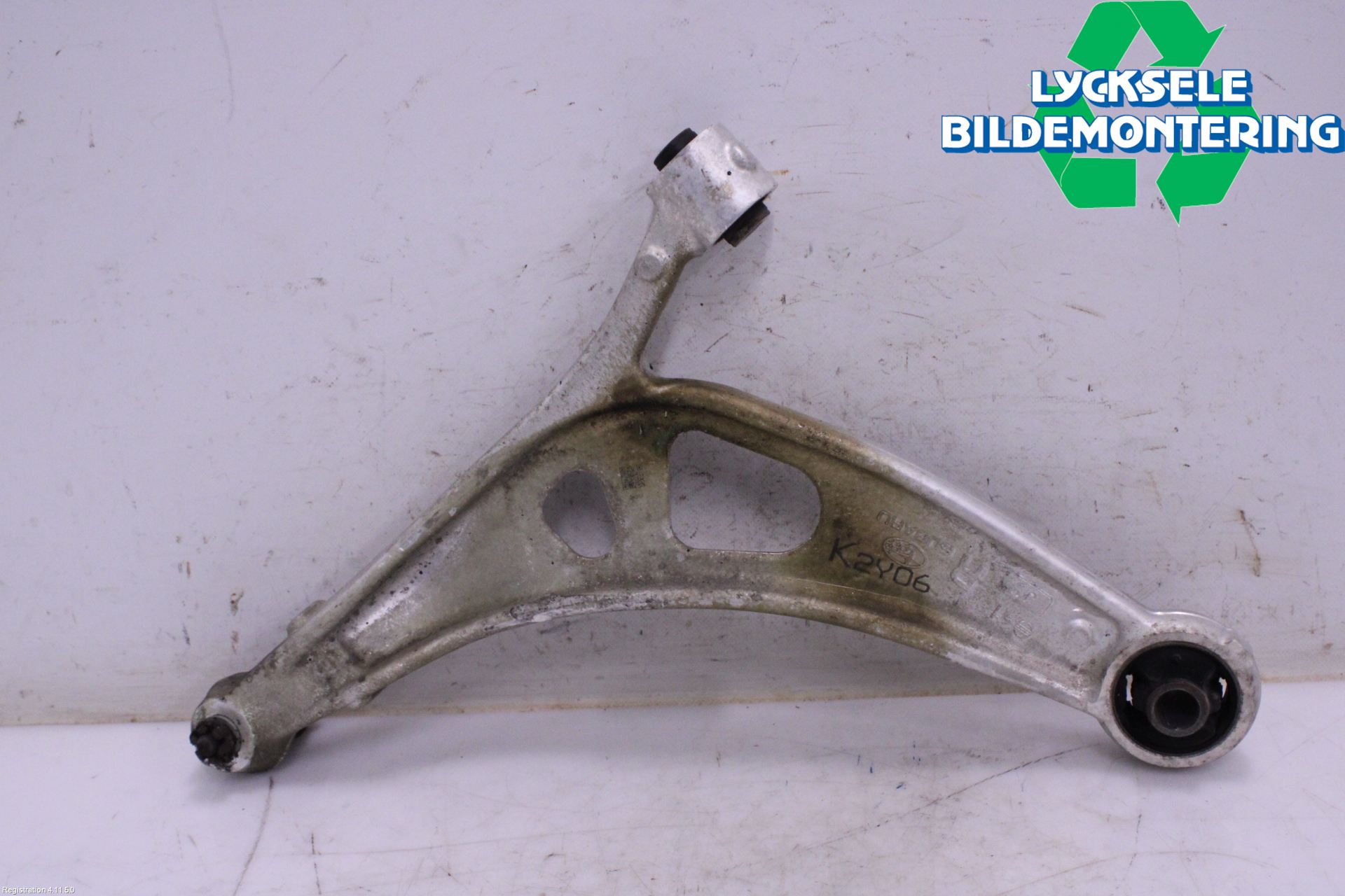 Subaru OUTBACK 21- Bärarm Fram Undre Hö