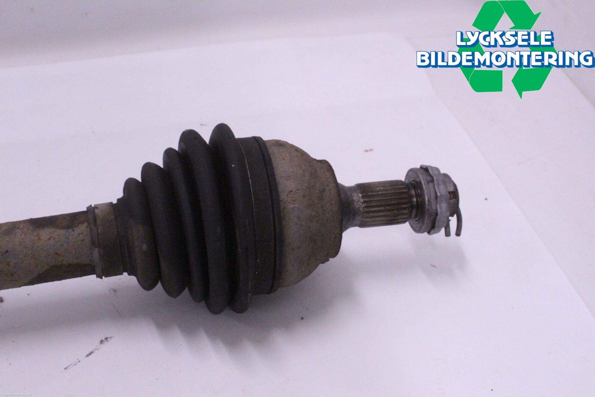 Peugeot 308 08-13 Drivaxel Fram Höger