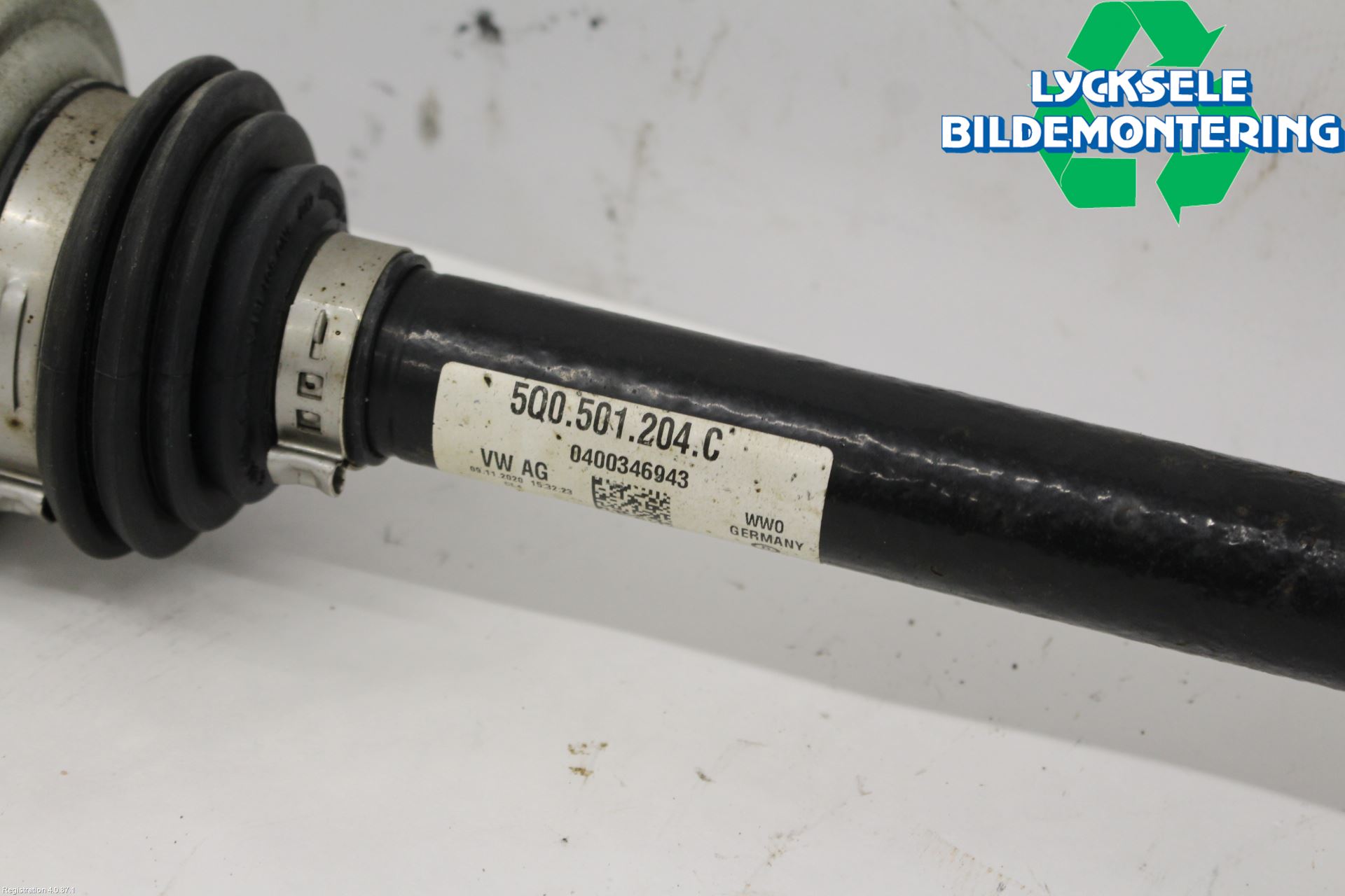 Volkswagen VW T-ROC 18- Drivaxel Bak Höger