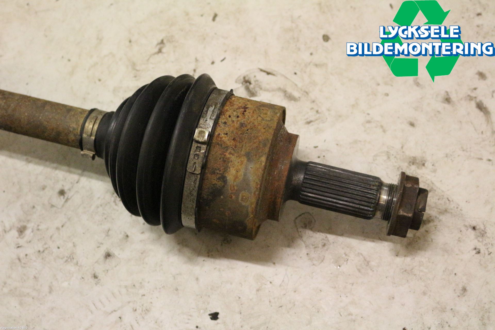 Mercedes-Benz MB VITO/V-KLASS (W640,W447,W448) 14- Drivaxel Fram Vänster