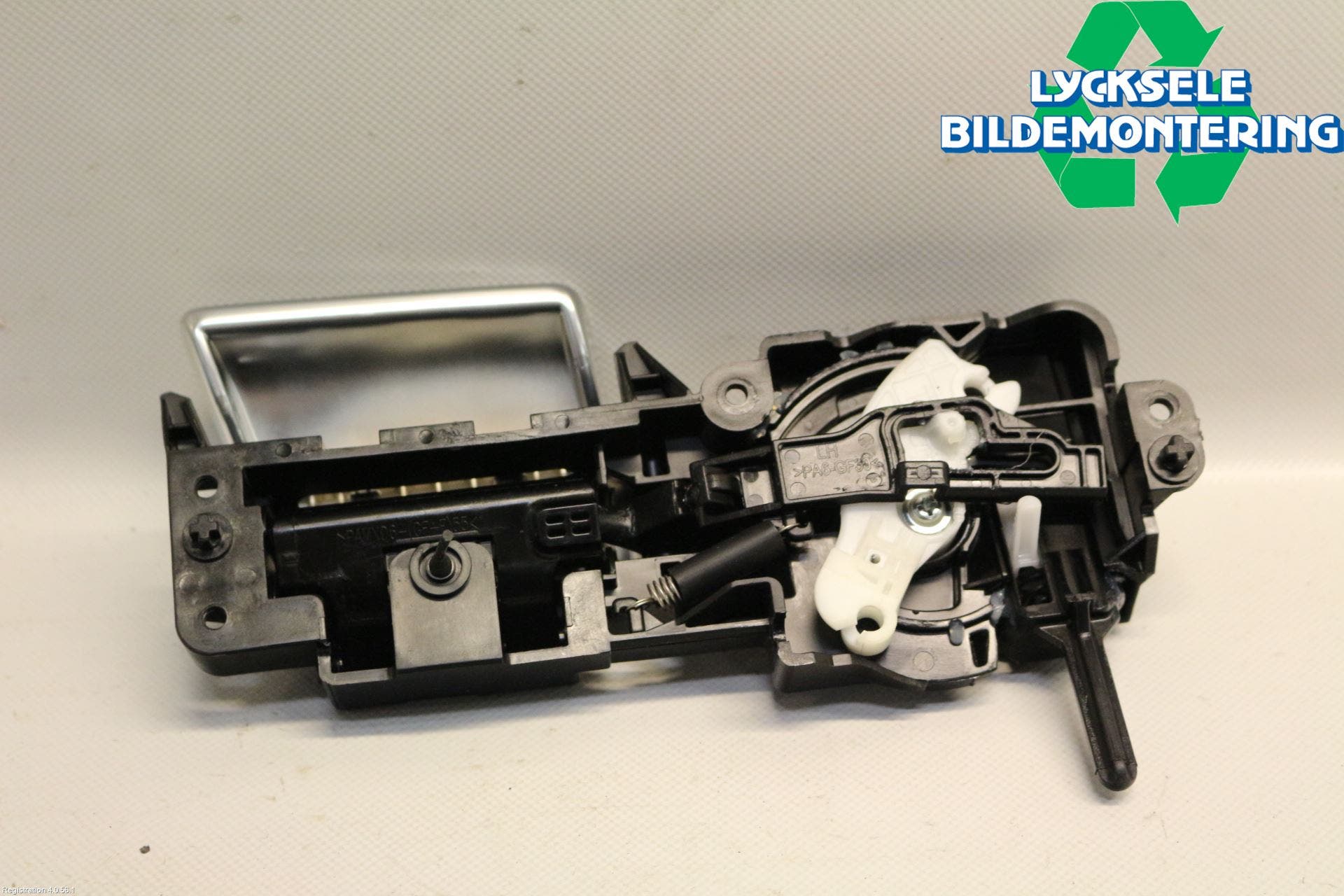 BMW i3 I01 13-22 Dörrhandtag Yttre Vä