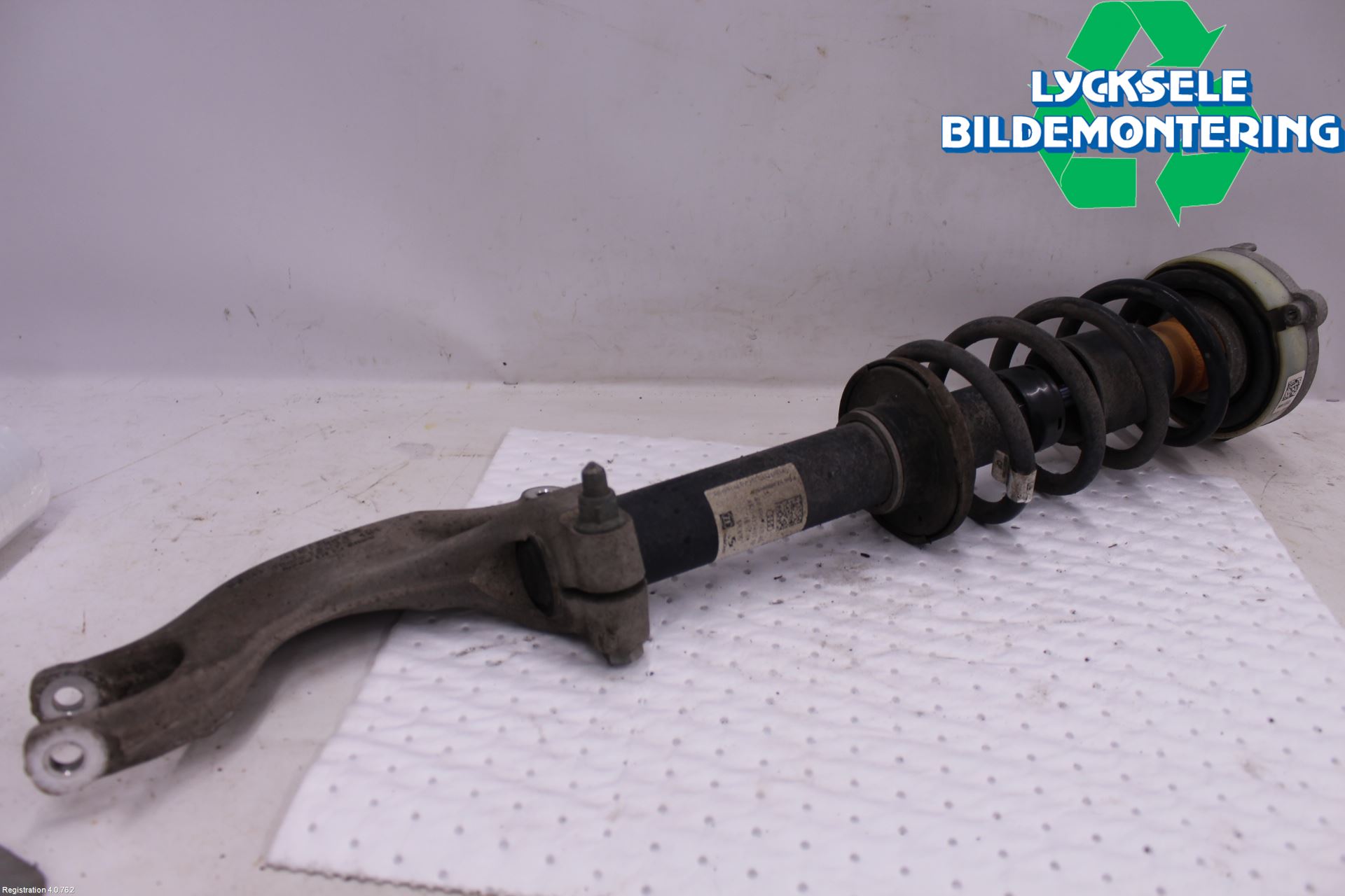 Audi A6 F2/C8 19- Fjäderben Fram Höger