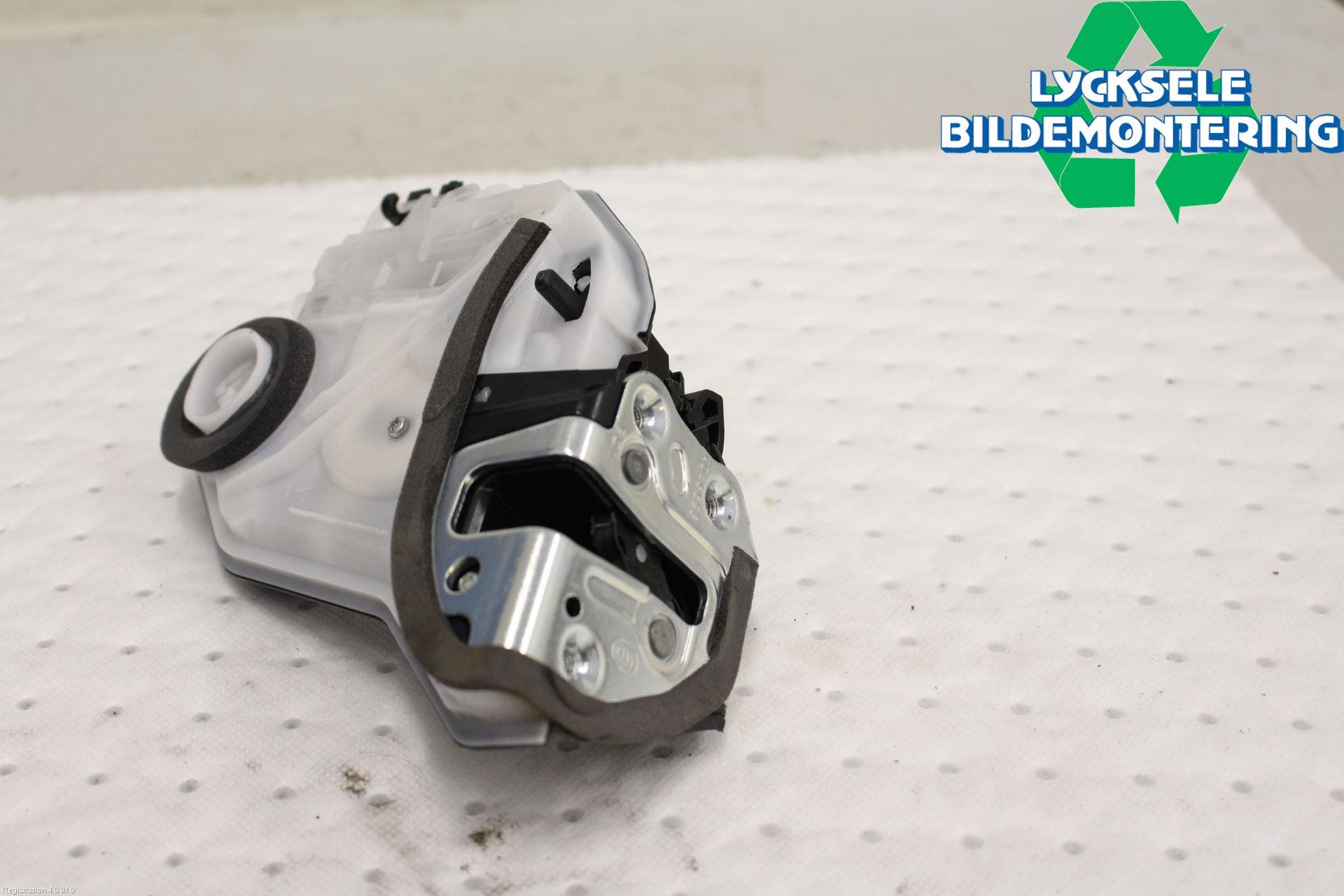 Toyota RAV4 19- Låskista-Dörrlås