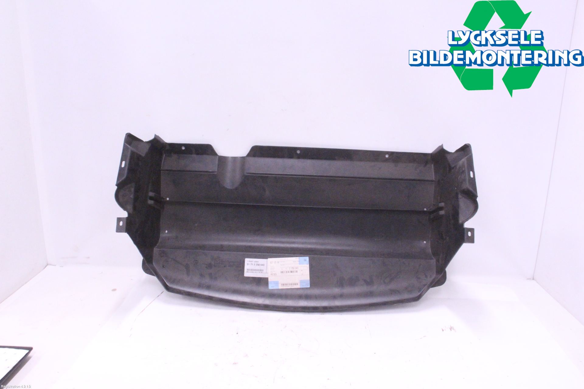 BMW 3 E36      91-00 Deflektor Plåt-Plast Kylning