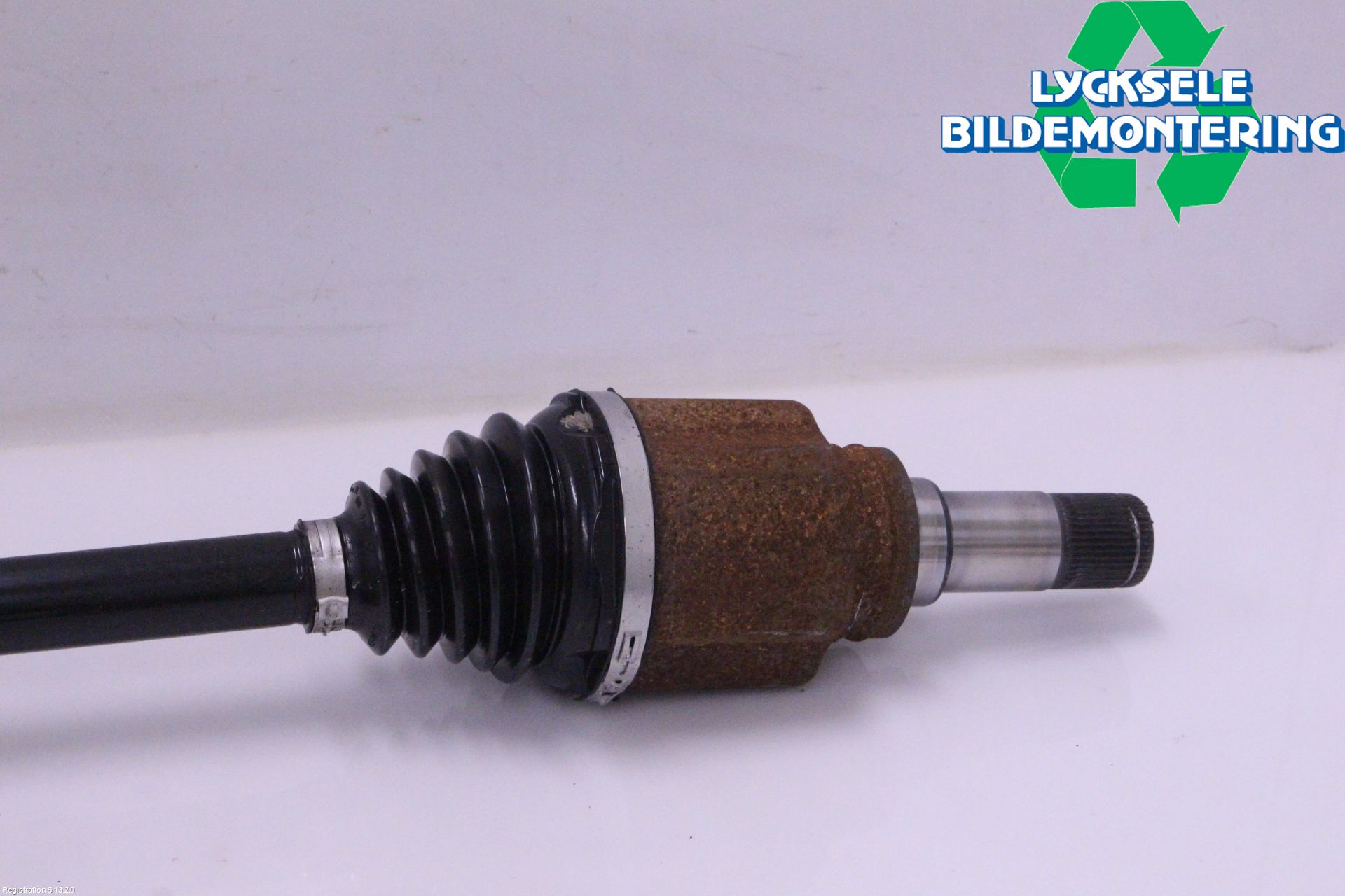 Volkswagen VW ID.7/TOURER 24- Drivaxel Bak Höger