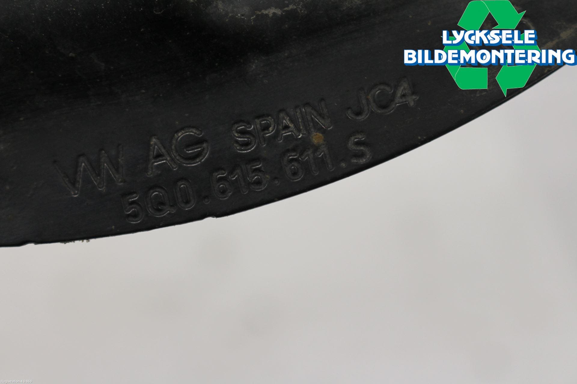 Volkswagen VW PASSAT 20-24 Bromssköld Bak