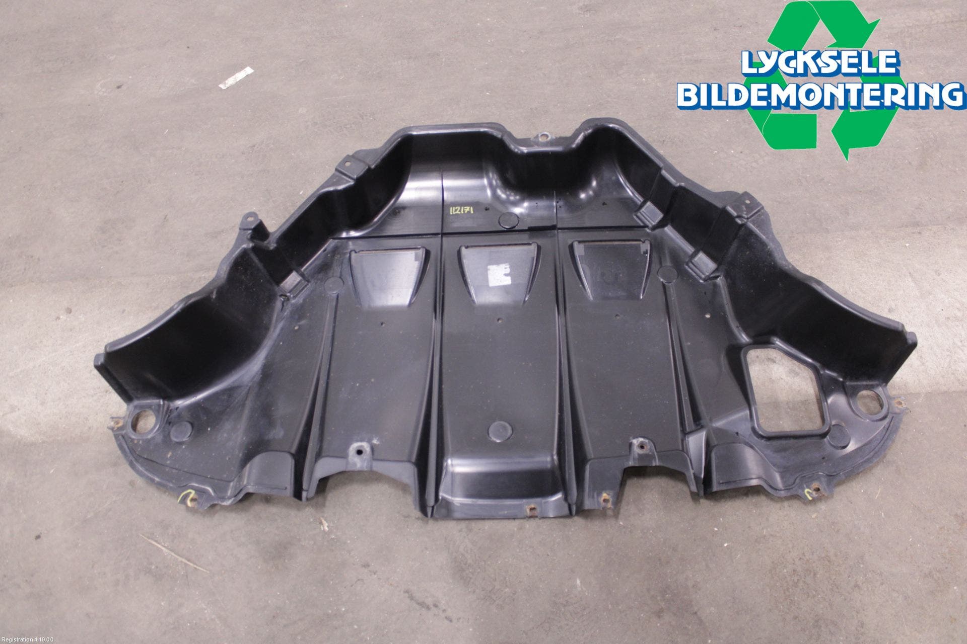 Nissan LEAF 18- Hasplåt Plåt-Plast