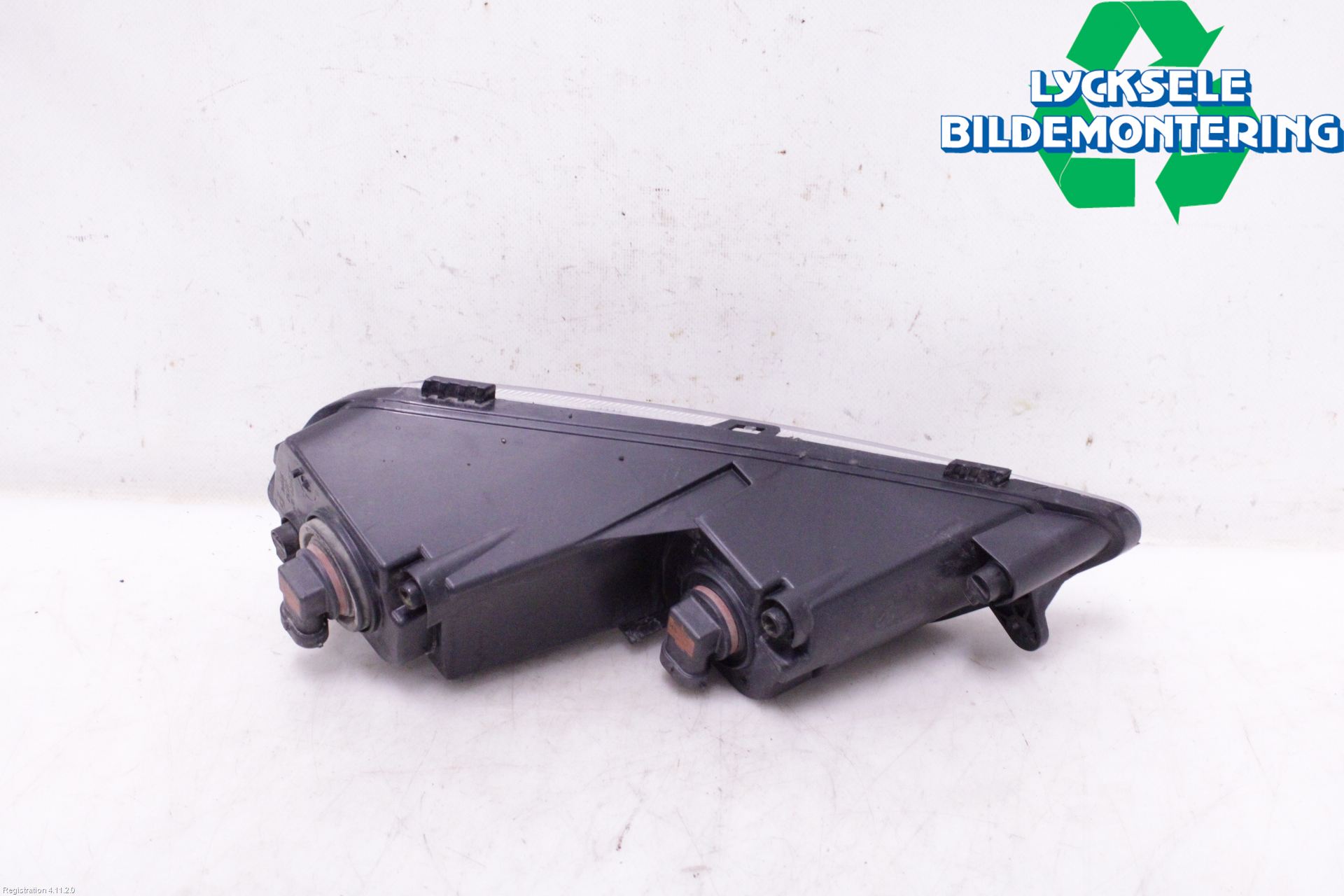 Volkswagen VW PASSAT 11-14 Dimljus-Varselljus Fram
