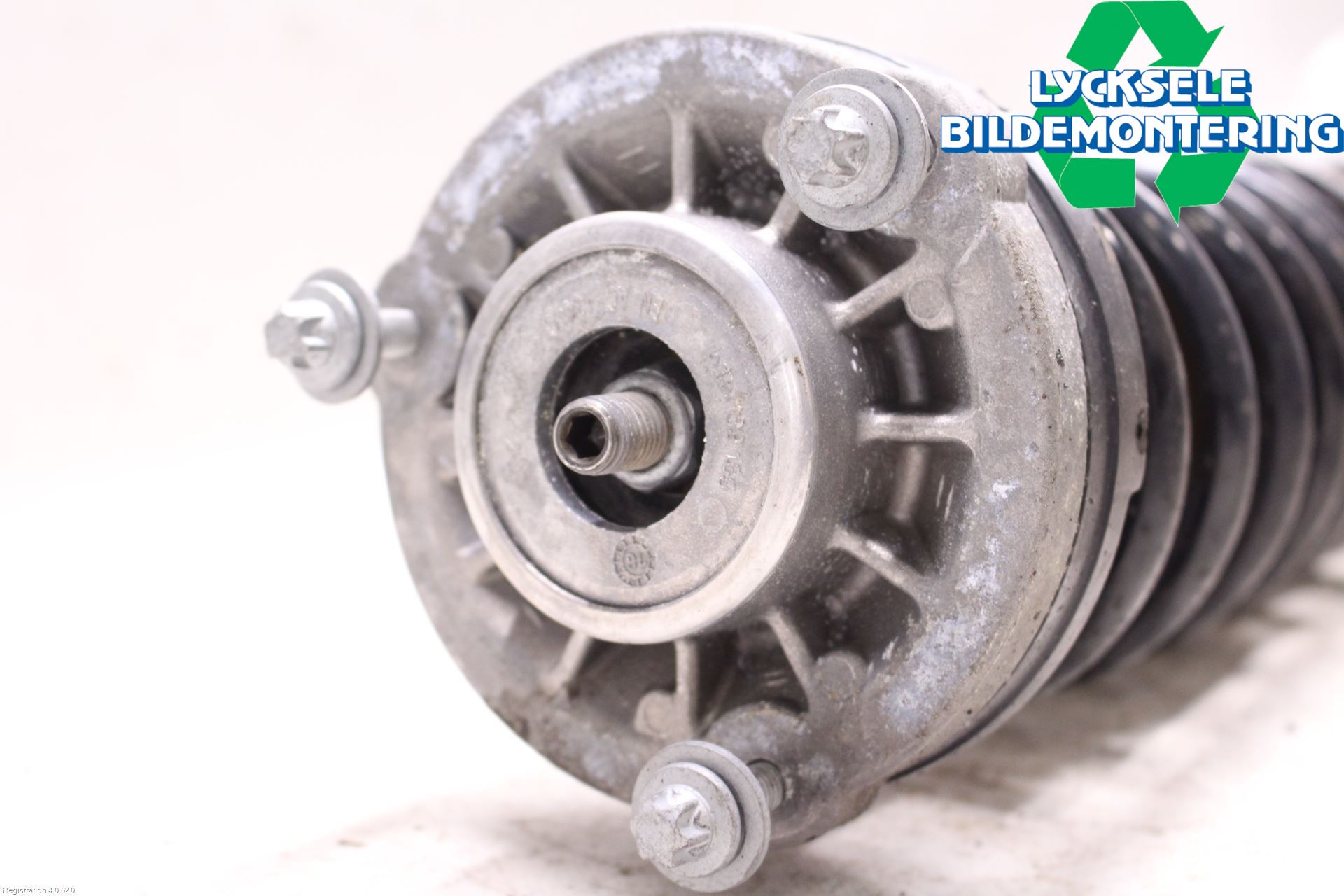 BMW 5 F10/F11/F18 09-17 Fjäderben Fram Höger
