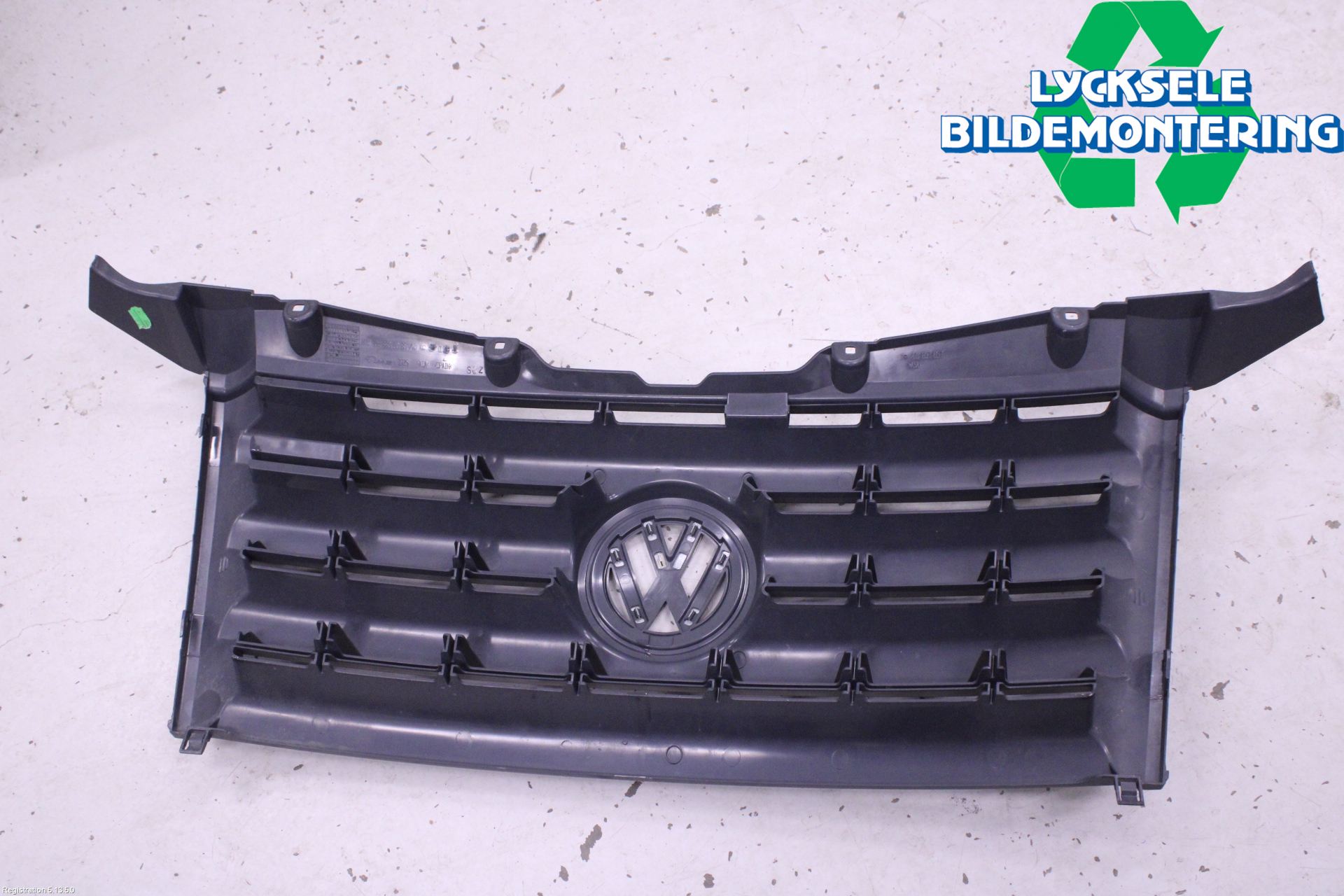 Volkswagen VW CRAFTER 06-16 Grill Komp
