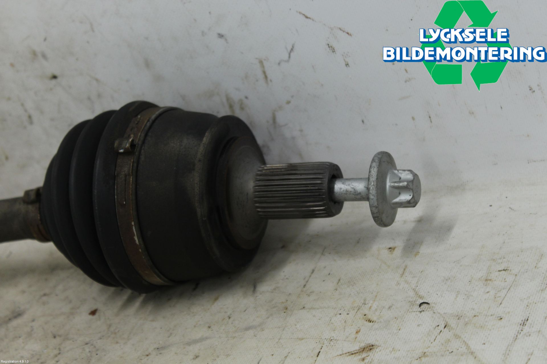 Mercedes-Benz MB CLA-KLASS (C117/X117) 13-19 Drivaxel Fram Vänster