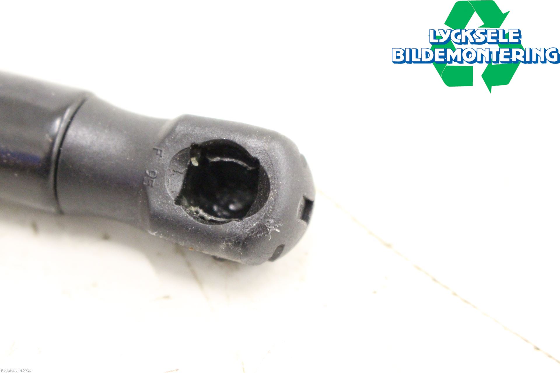 Audi A6 F2/C8 19- Gasfjäder Motorhuv