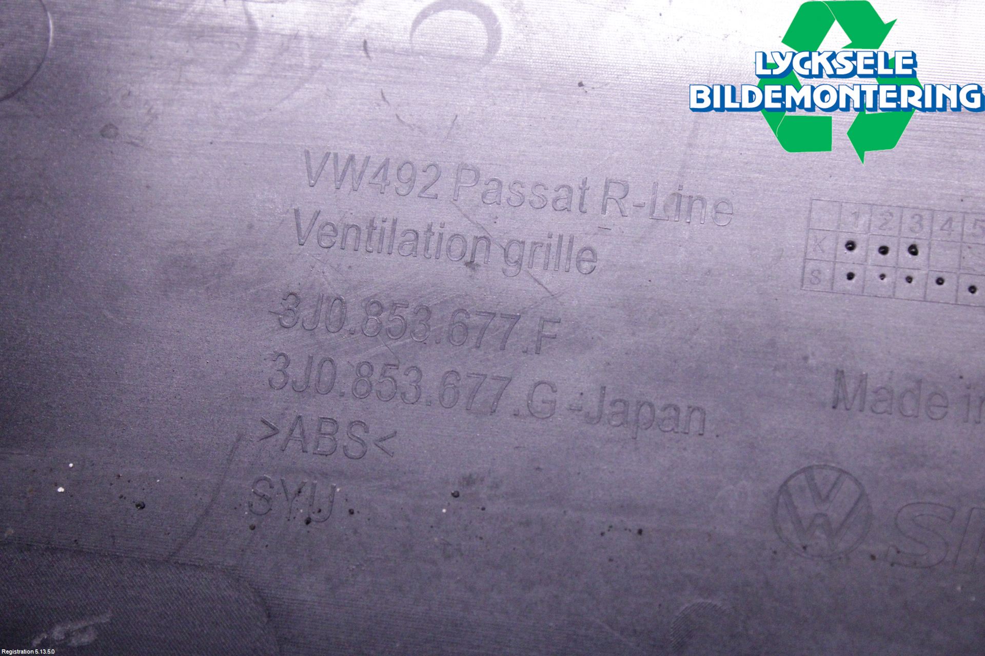 Volkswagen VW PASSAT 24- Grill-Galler