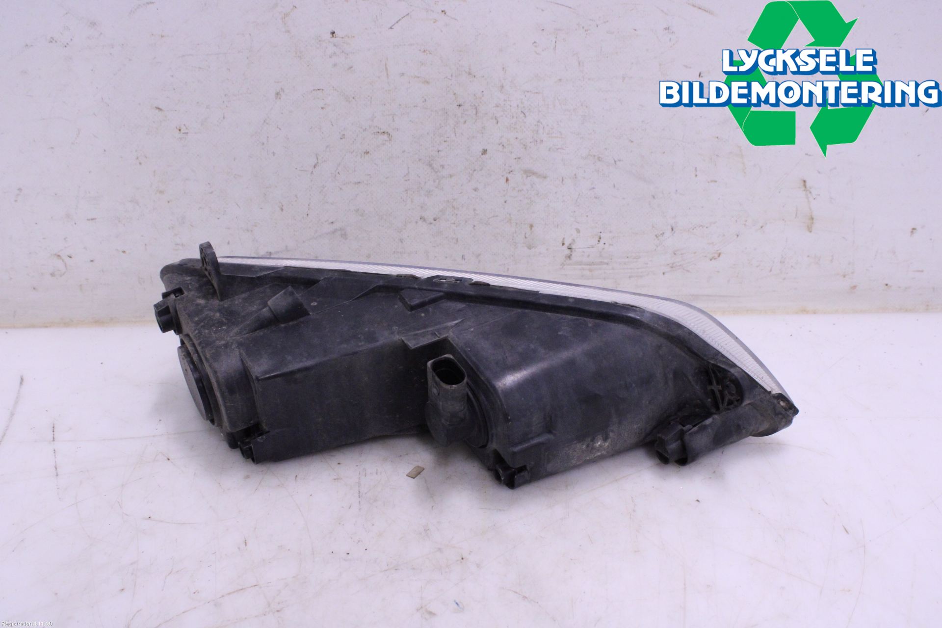 Volkswagen VW PASSAT 11-14 Dimljus-Varselljus Fram