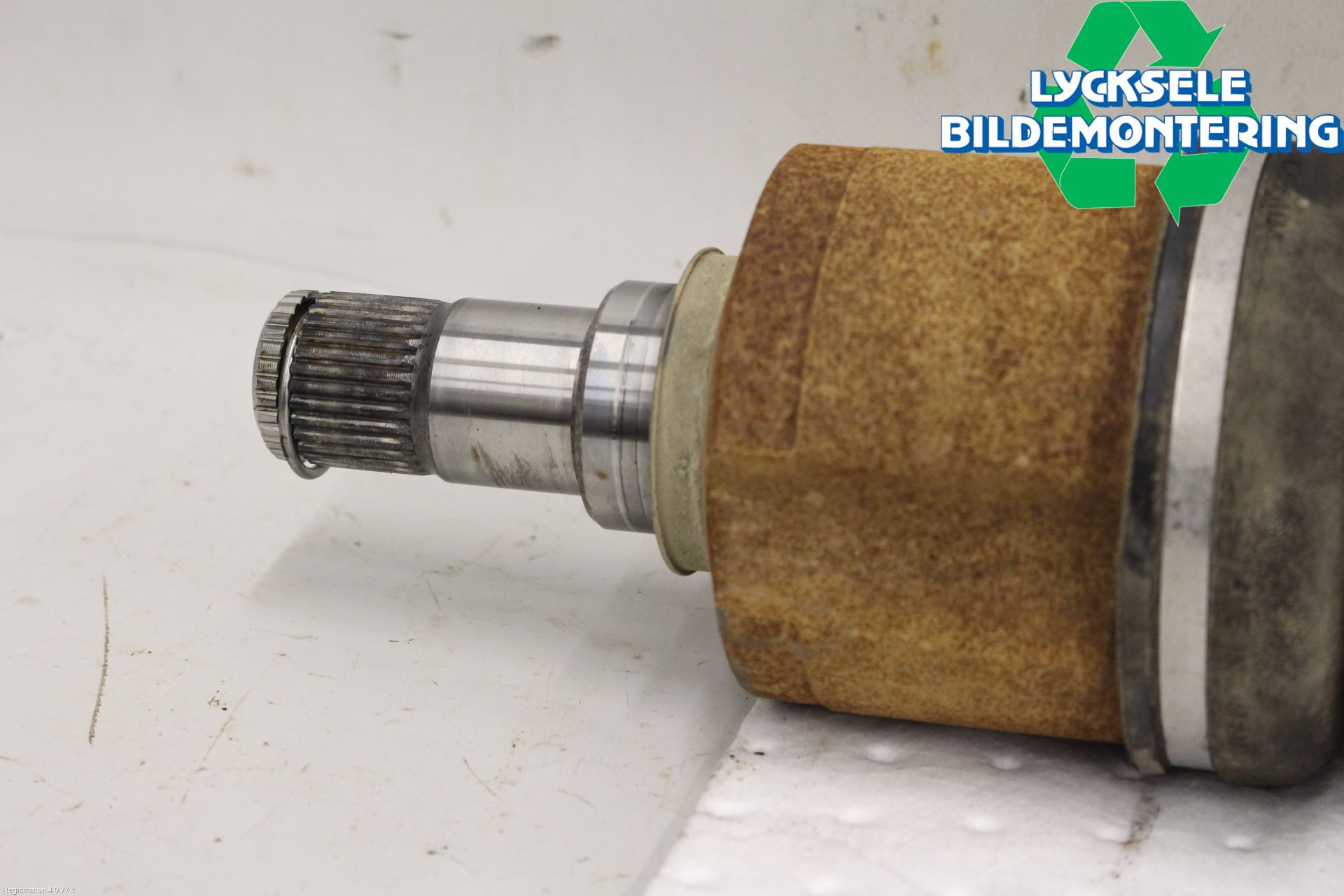 Mitsubishi ASX 10-22 Drivaxel Fram Vänster