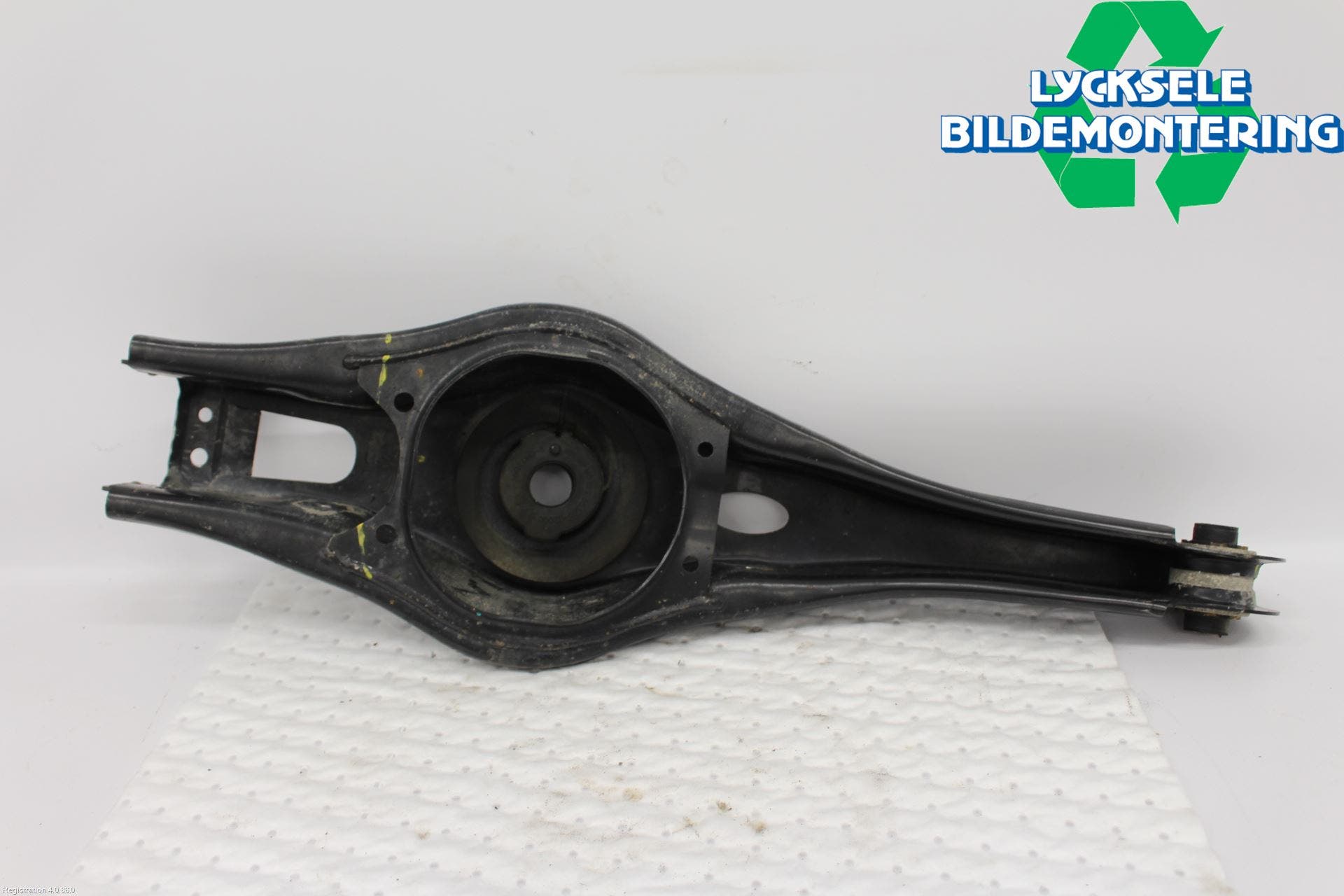 Kia NIRO (DE) 17-22 Bärarm Bak Vänster