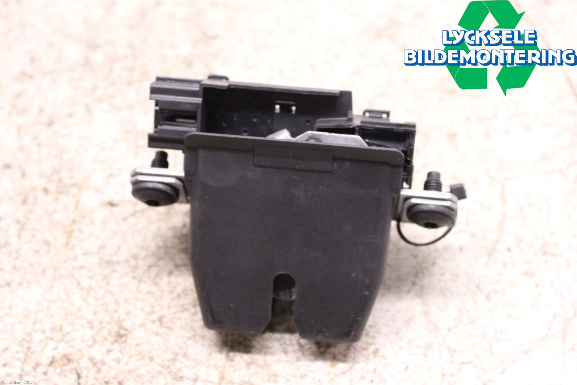 Ford KUGA 17-19 Låskista Baklucka