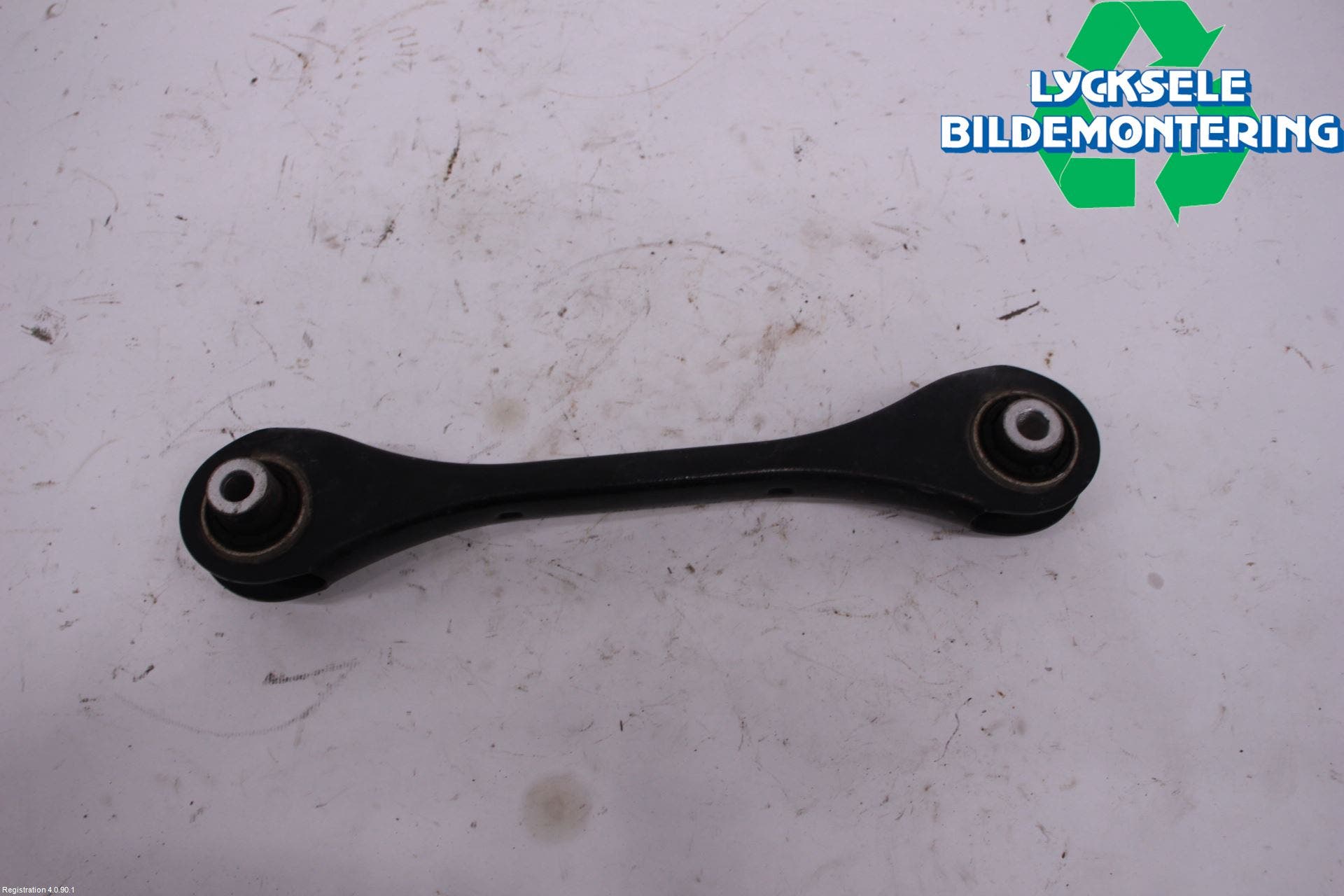 Skoda SUPERB 16-24 Bärarm Bak Vänster