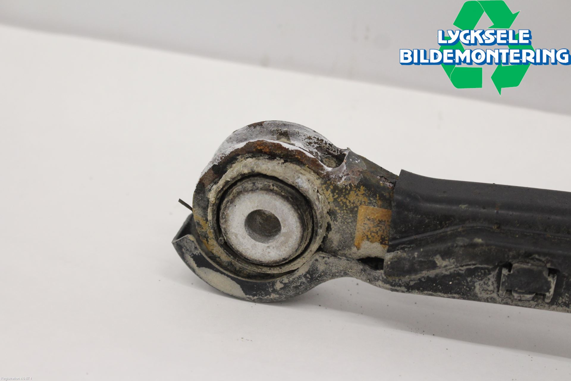 Mercedes-Benz MB E-KLASS (W213) 16-23 Bärarm Bak Höger