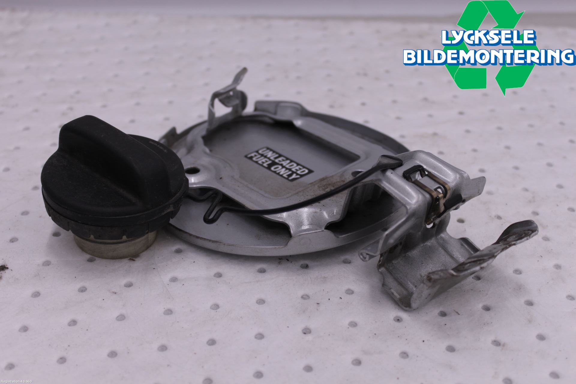 Toyota YARIS XP130 12-14 Bränsletank Tanklucka Wire