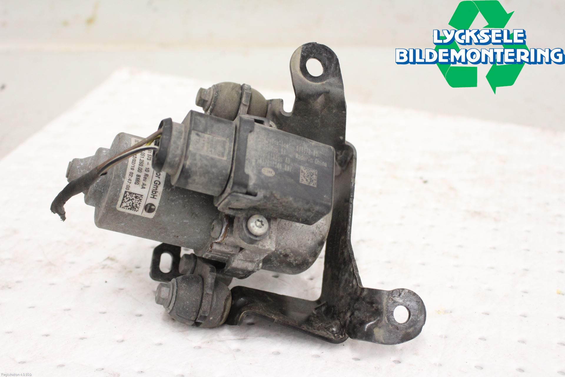 Volkswagen VW POLO VI 18->> Vakuumpump