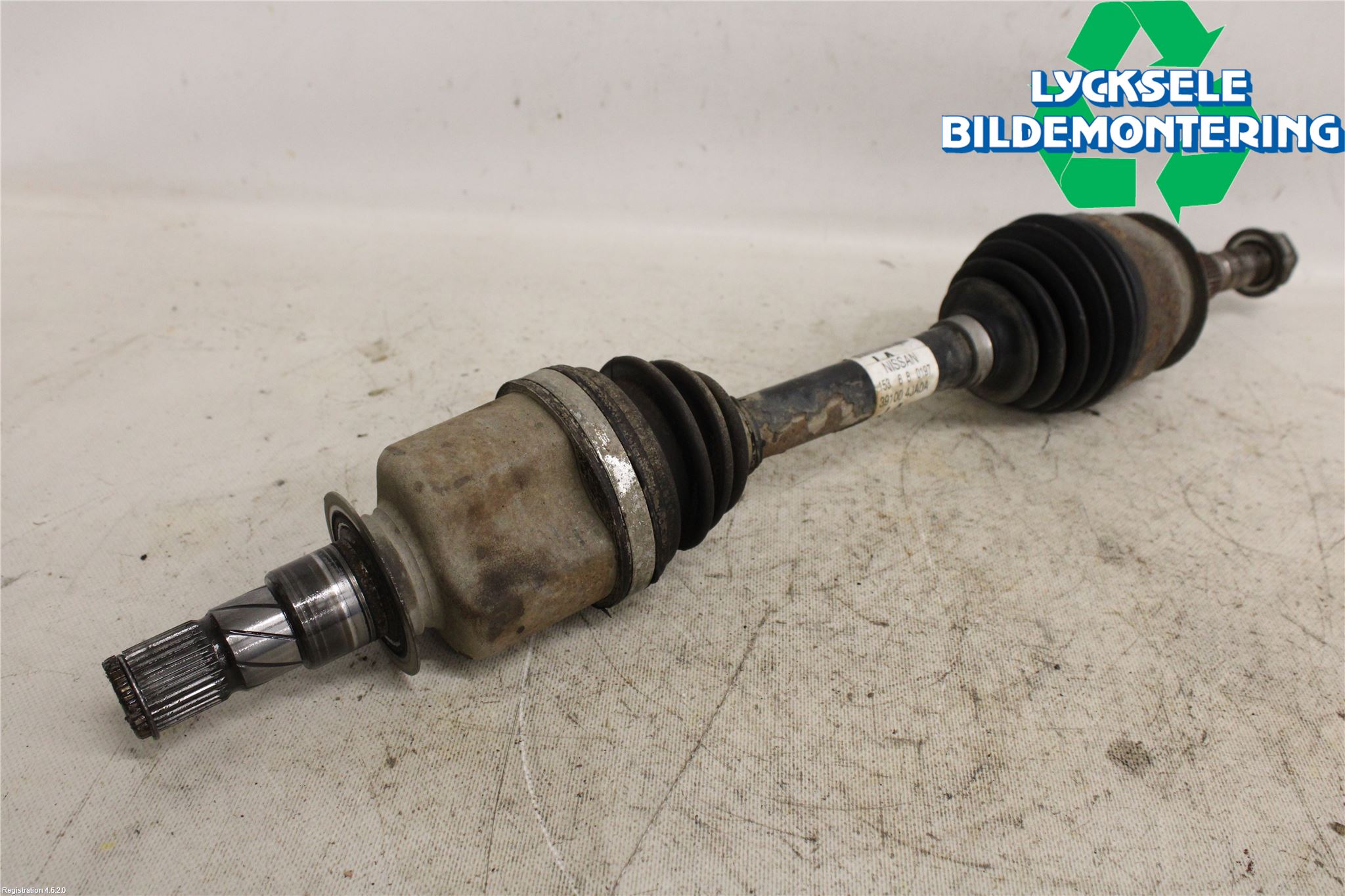Nissan NAVARA, TREK-1 17-21 Drivaxel Fram Höger