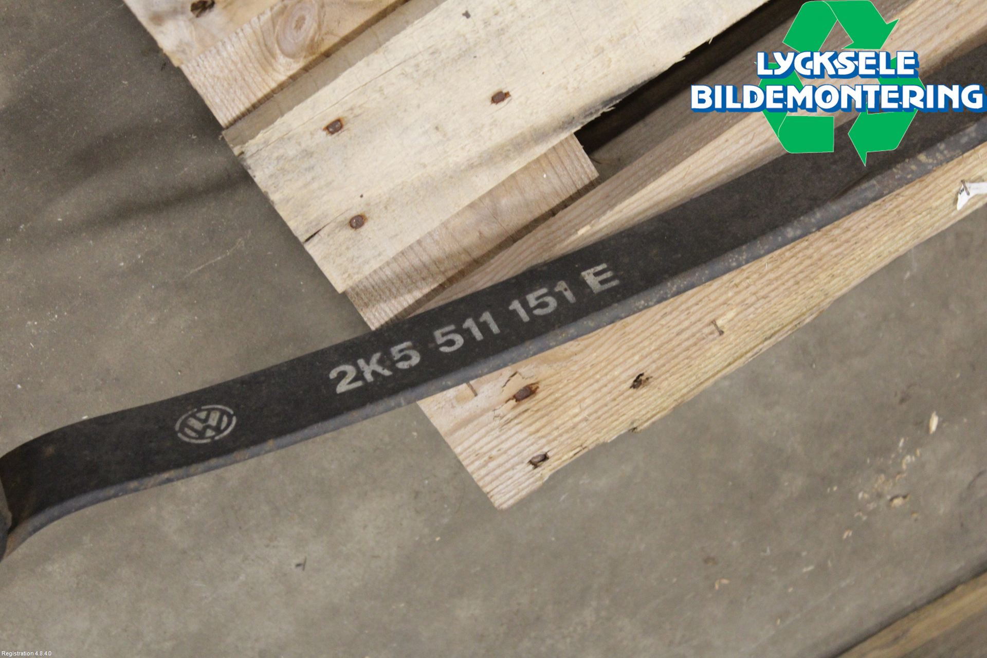 Volkswagen VW CADDY 11-15 Fjäder Bak Blad