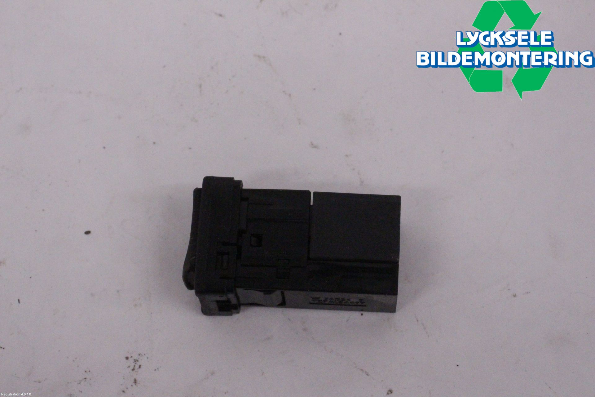 Toyota HILUX 16- Usb Connection