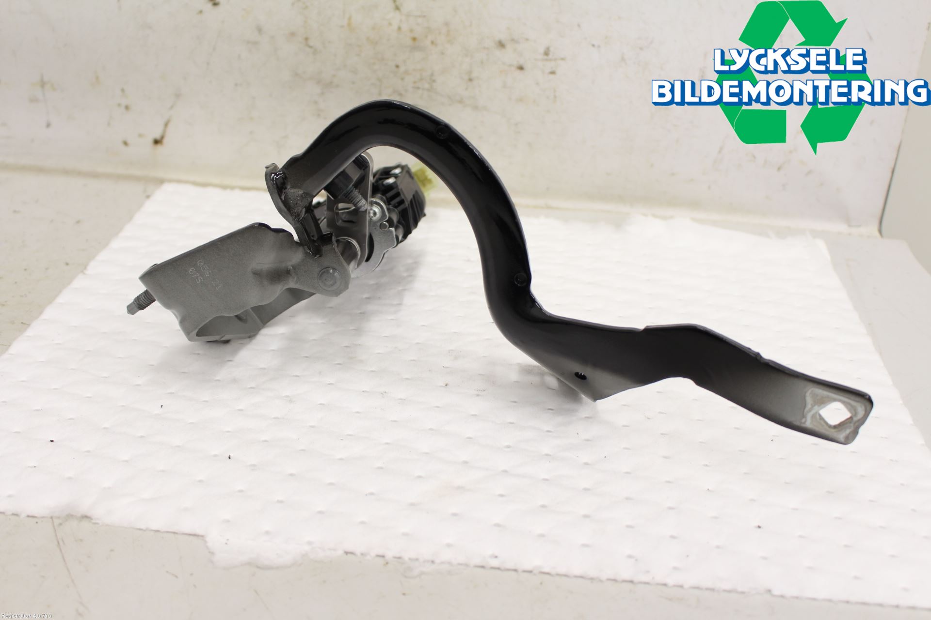 Audi A6 F2/C8 19- Bakluckeöppnare Automatisk