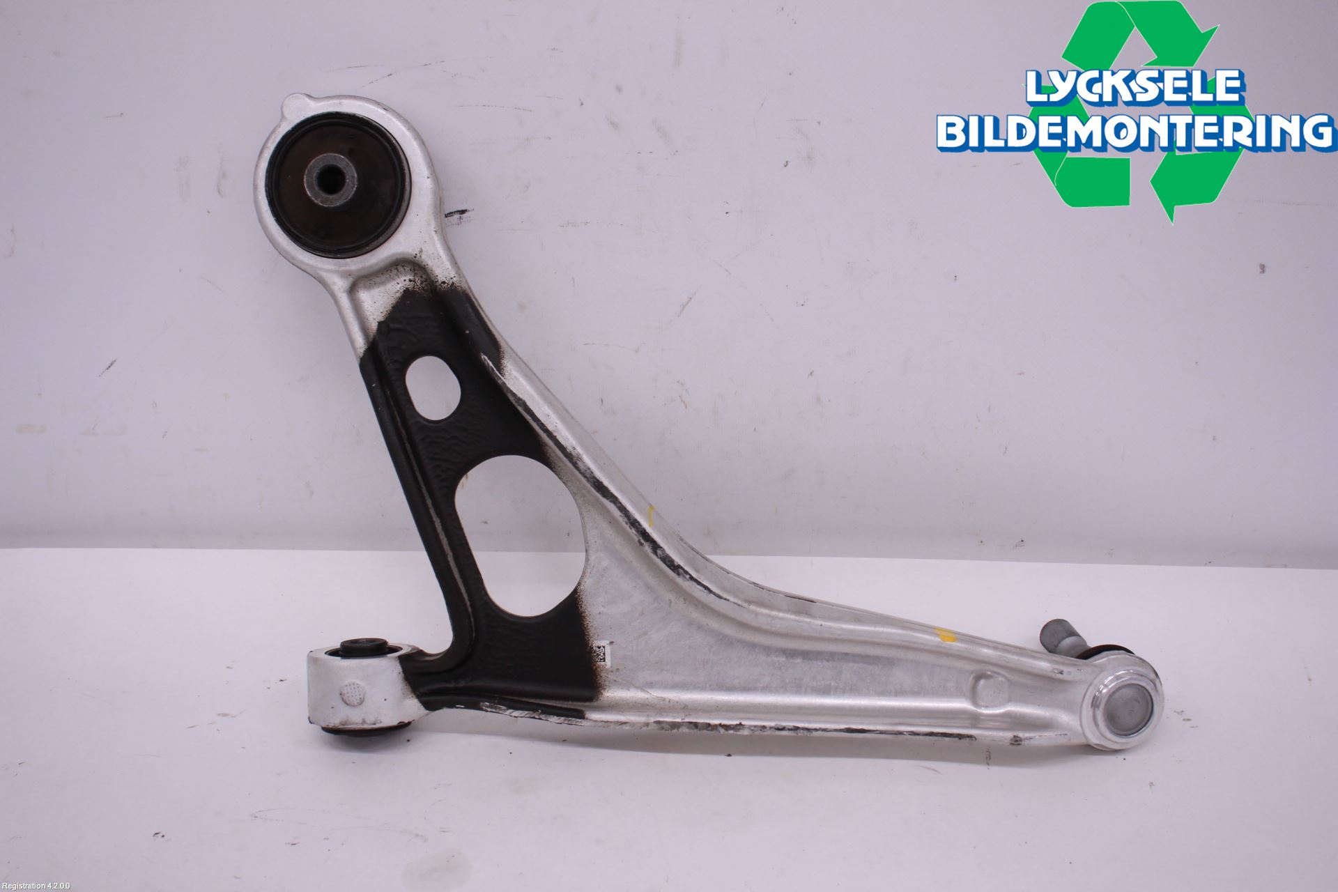Nissan X-TRAIL T33 22- Bärarm Fram Undre Hö